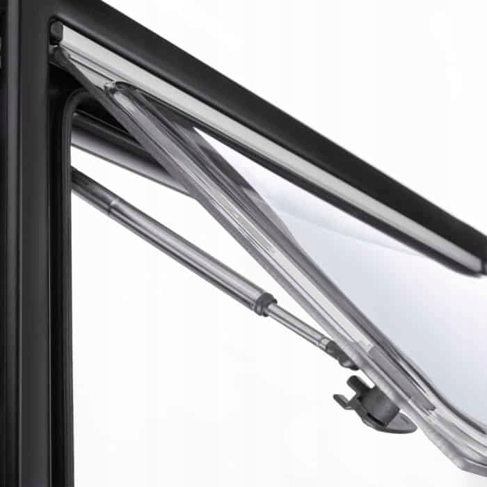 DOMETIC SEITZ S4 700x600 OKNO UCHYLNE Z ROLETĄ Numer katalogowy części 9104115561