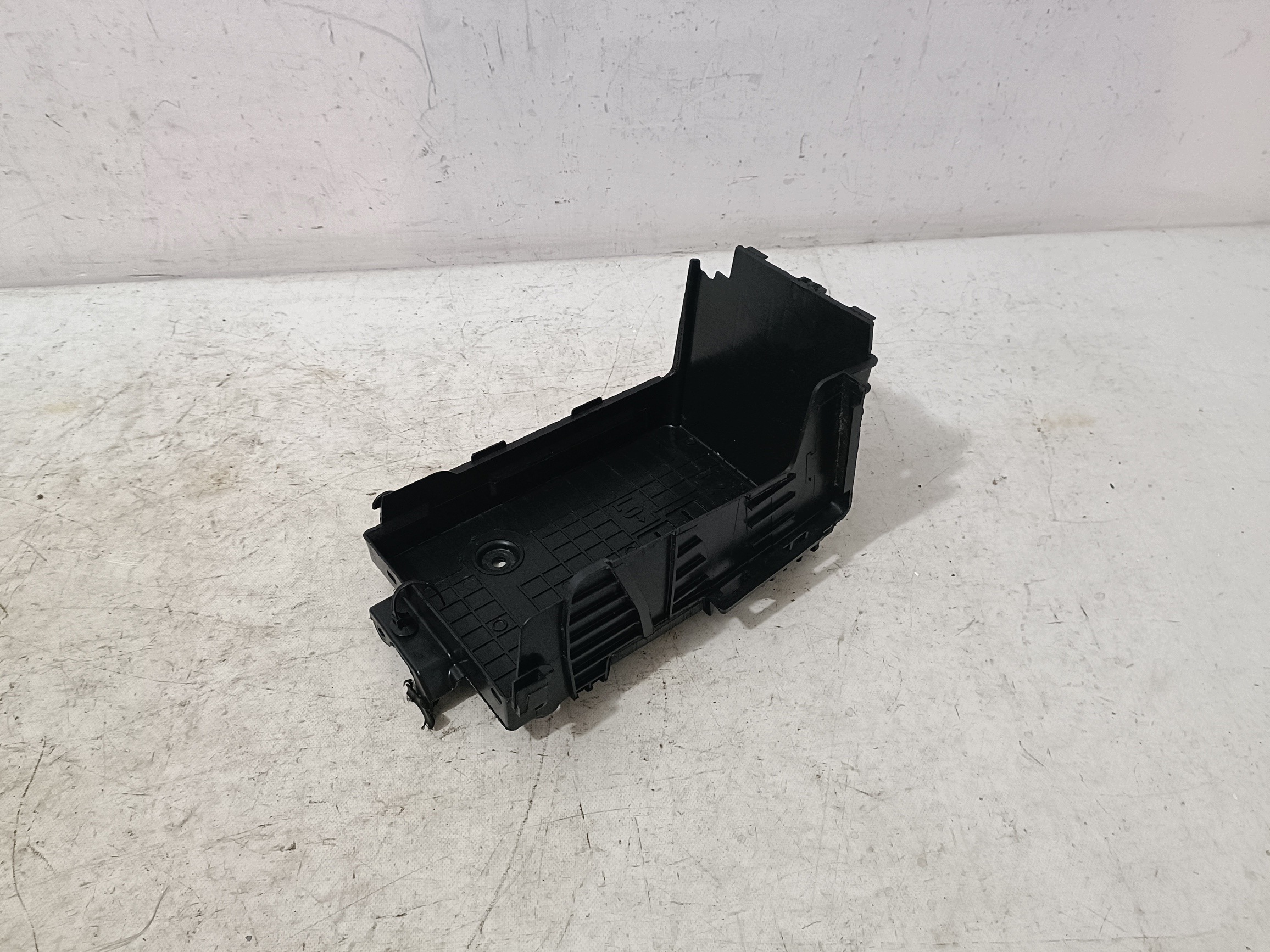 CITROEN C3 III Grundlage Gehäuse AKUMULATORA 9801801880
