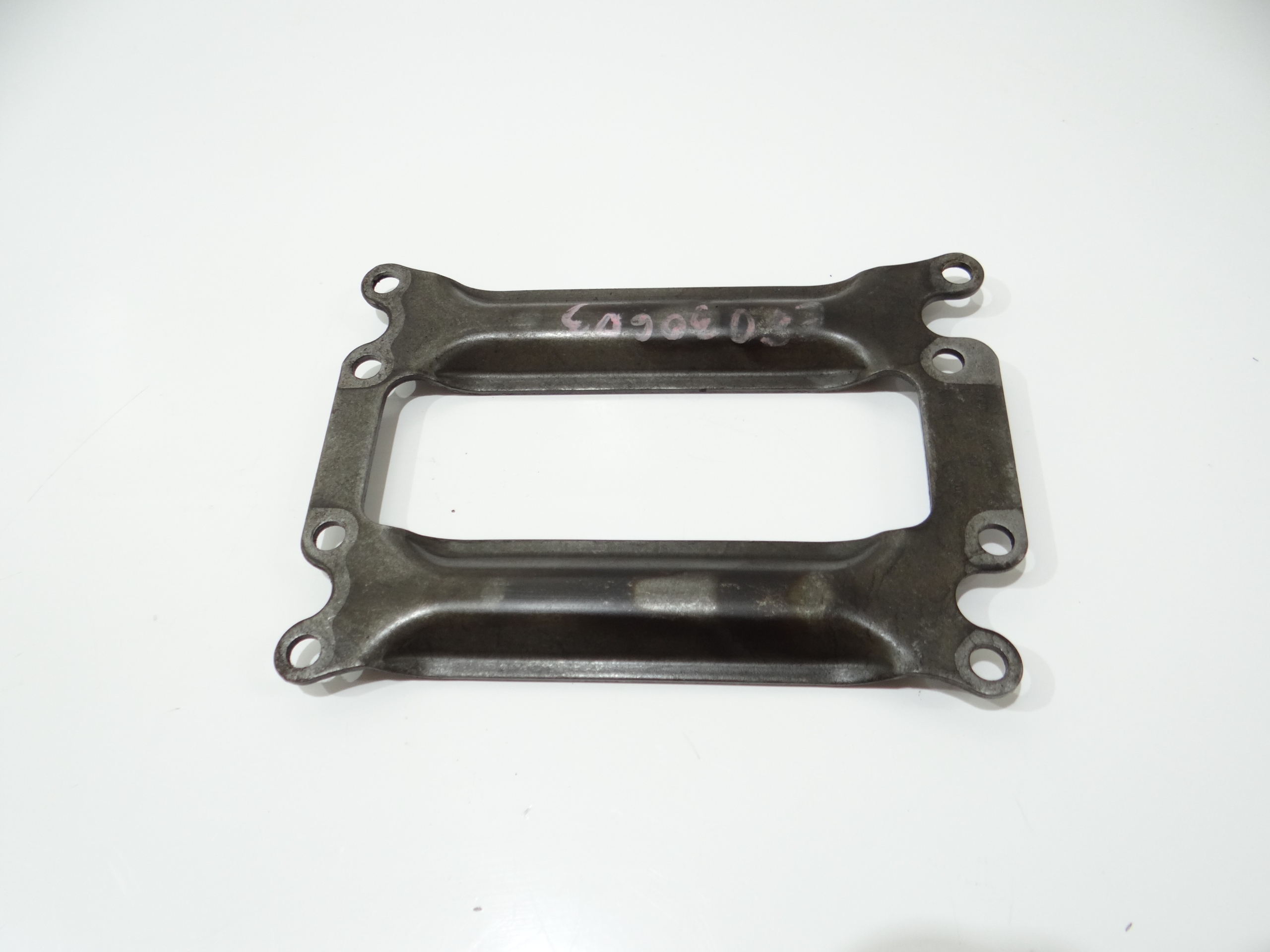 USZTYWNIENIE BLOKU BMW E60 3.0 D 7795263 (17229680)