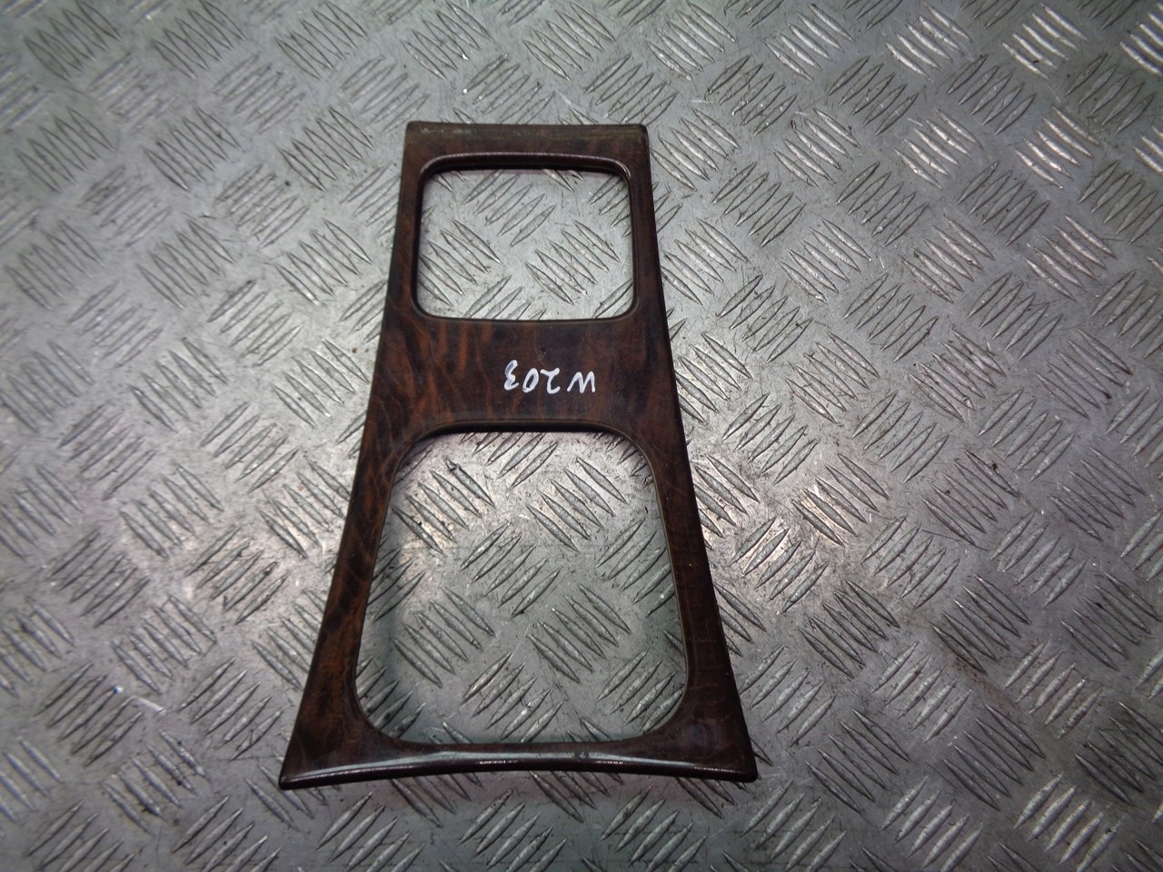 OSŁONA DRĄŻKA ZMIANY BIEGÓW MERCEDES W203