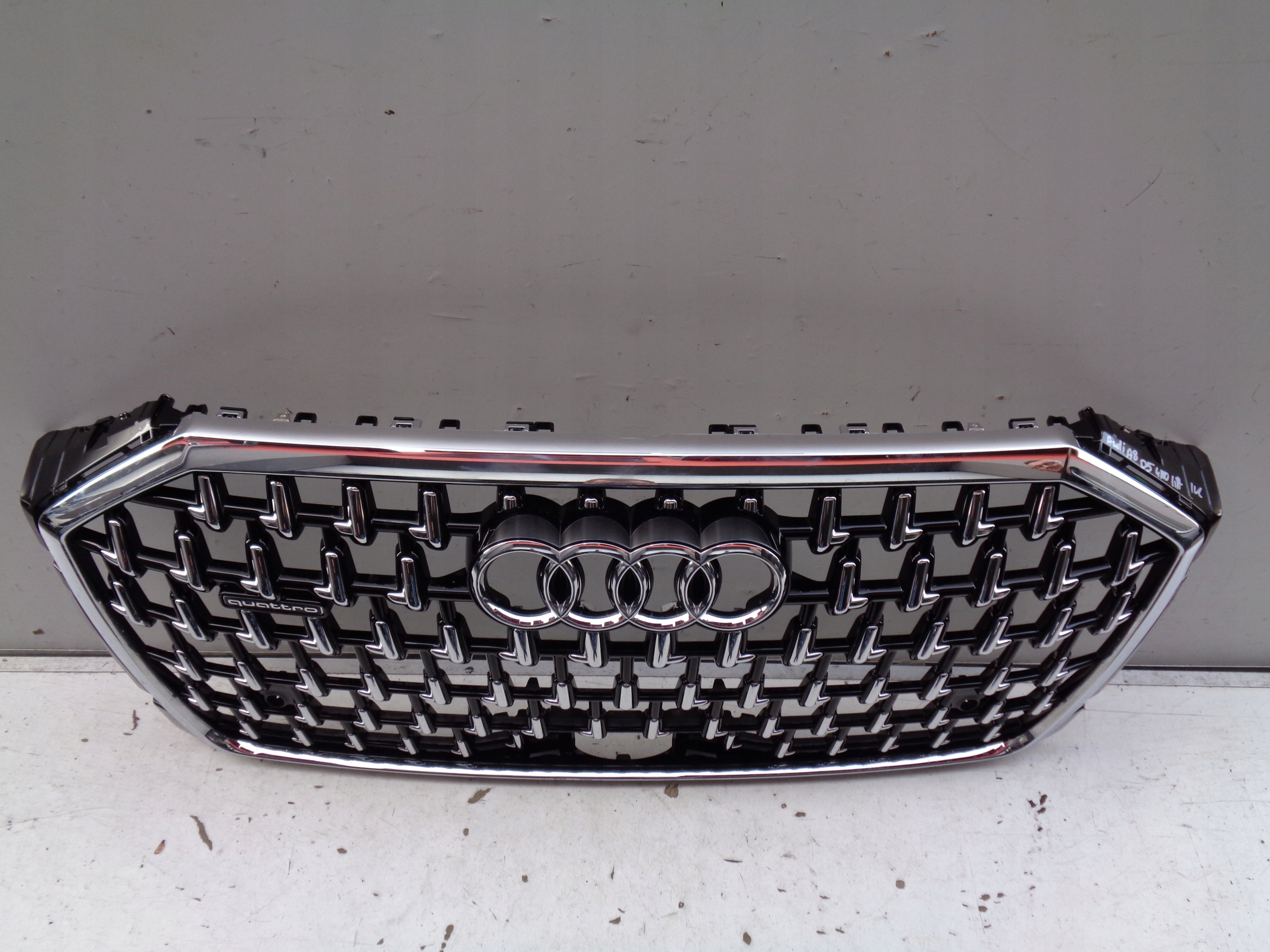 Grille AUDI A8 D5 4N 4N0 21- LIFT