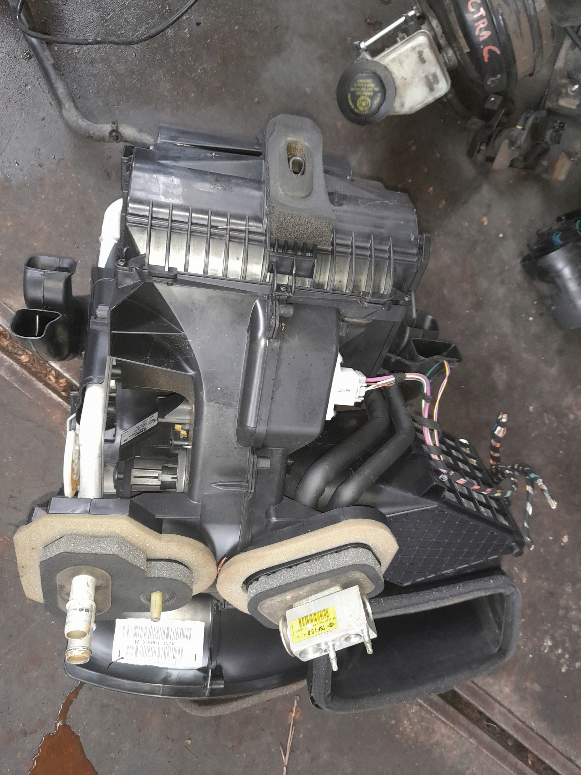 ОБОГРЕВАТЕЛЬ SKODA FABIA III 2019