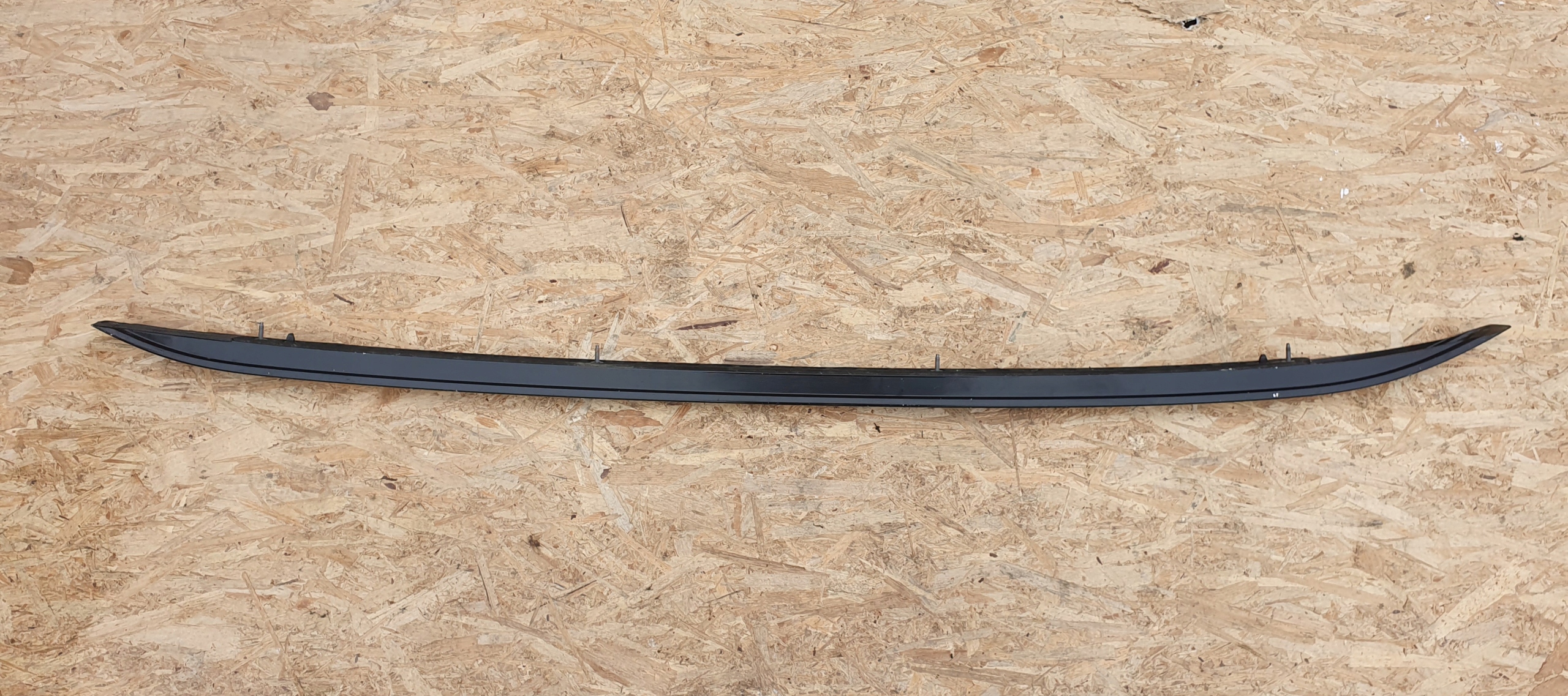 VOLVO XC40 2017r RELING DACHOWY LEWY CZARNY Part manufacturer Volvo original OE