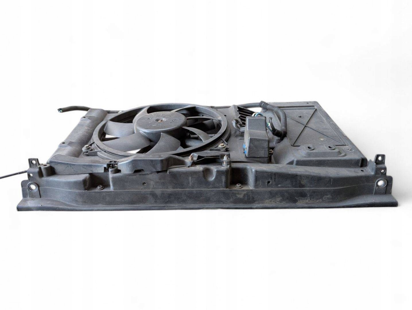 ventilátor chladiče Peugeot 308 facelift 2011 9676568780