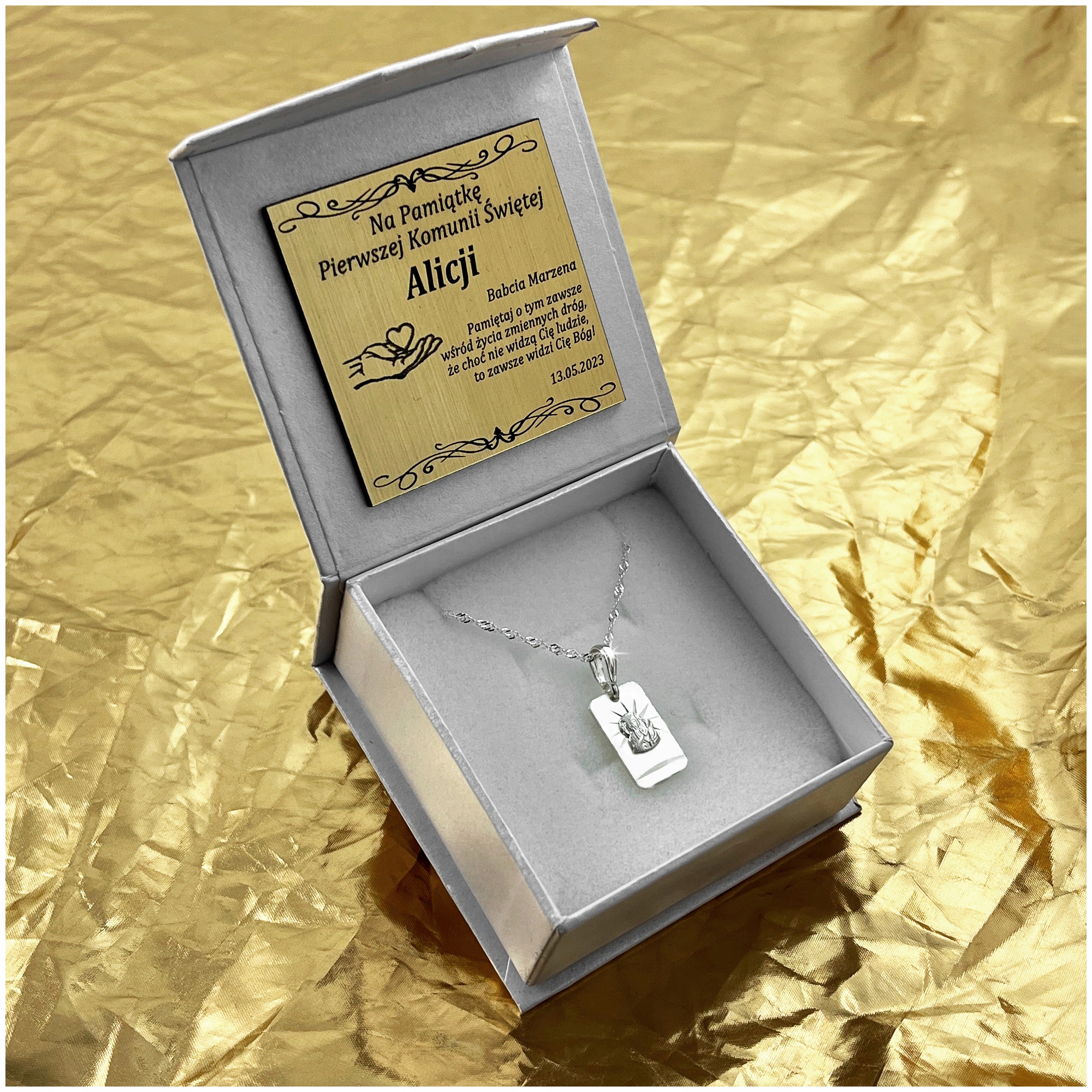 SREBRNY ŁAŃCUSZEK Z MEDALIKIEM PR. 925 PAMIĄTKA I KOMUNII ŚWIĘTEJ + GRATISY Kolekcja Na Komunię Komunijny Chrzest Grawer Zawieszka