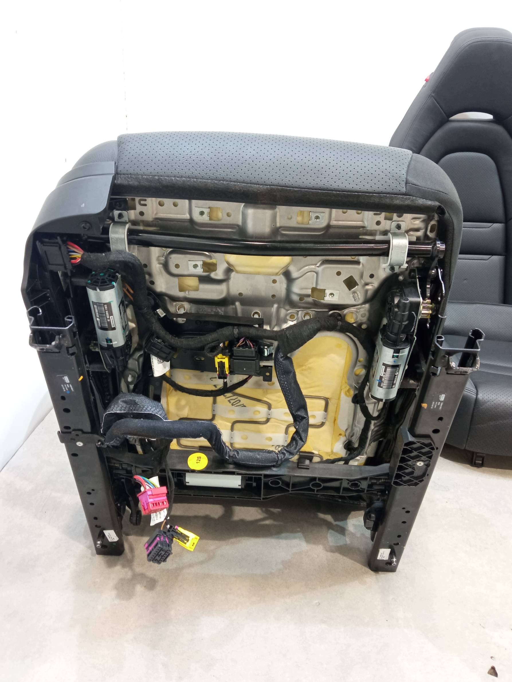 seats WENTYLOWANE GRZANE electrics KPL Porsche Panamera II 971