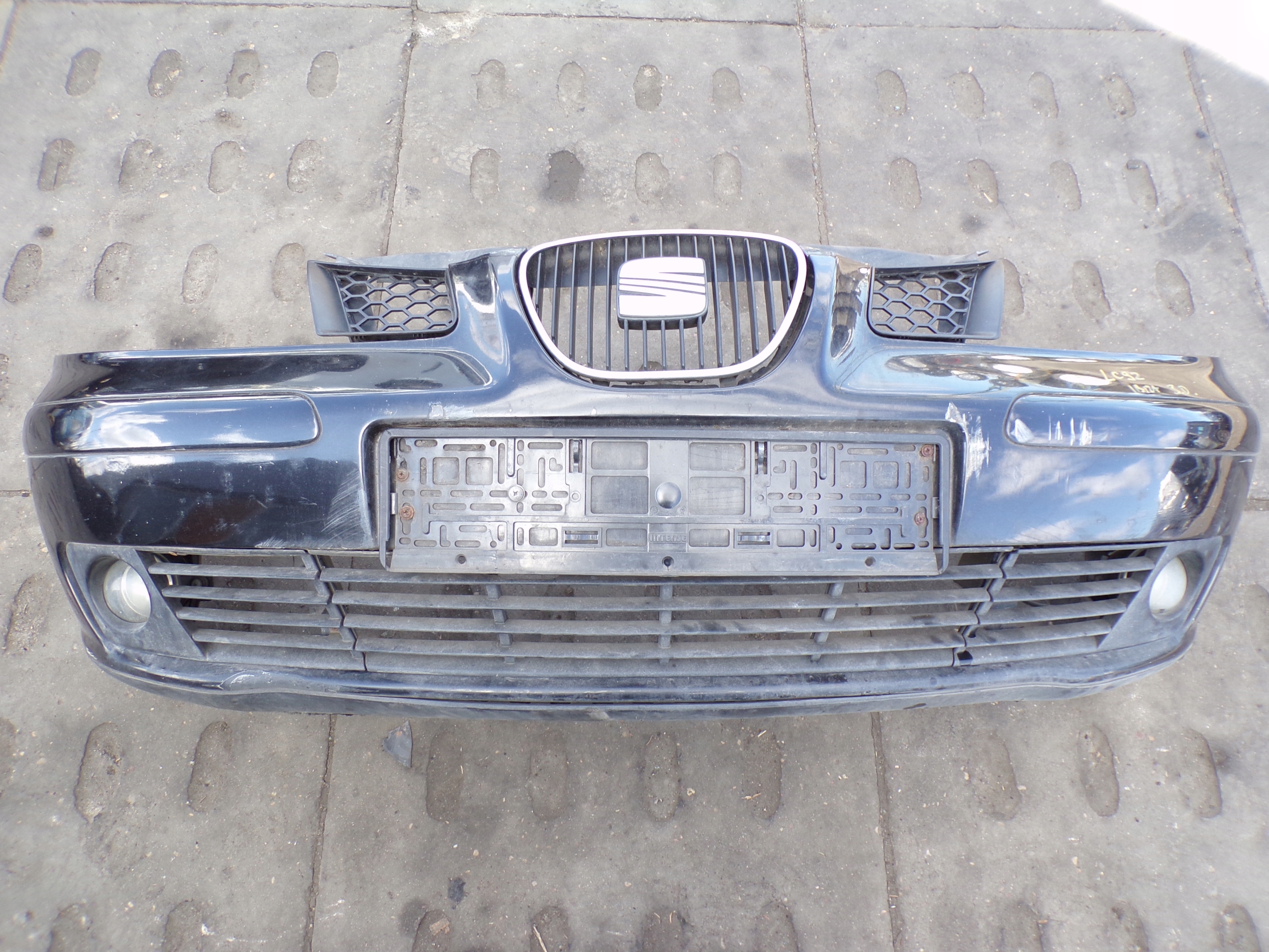 front bumper front SEAT IBIZA 3 III 6L colour LC9Z