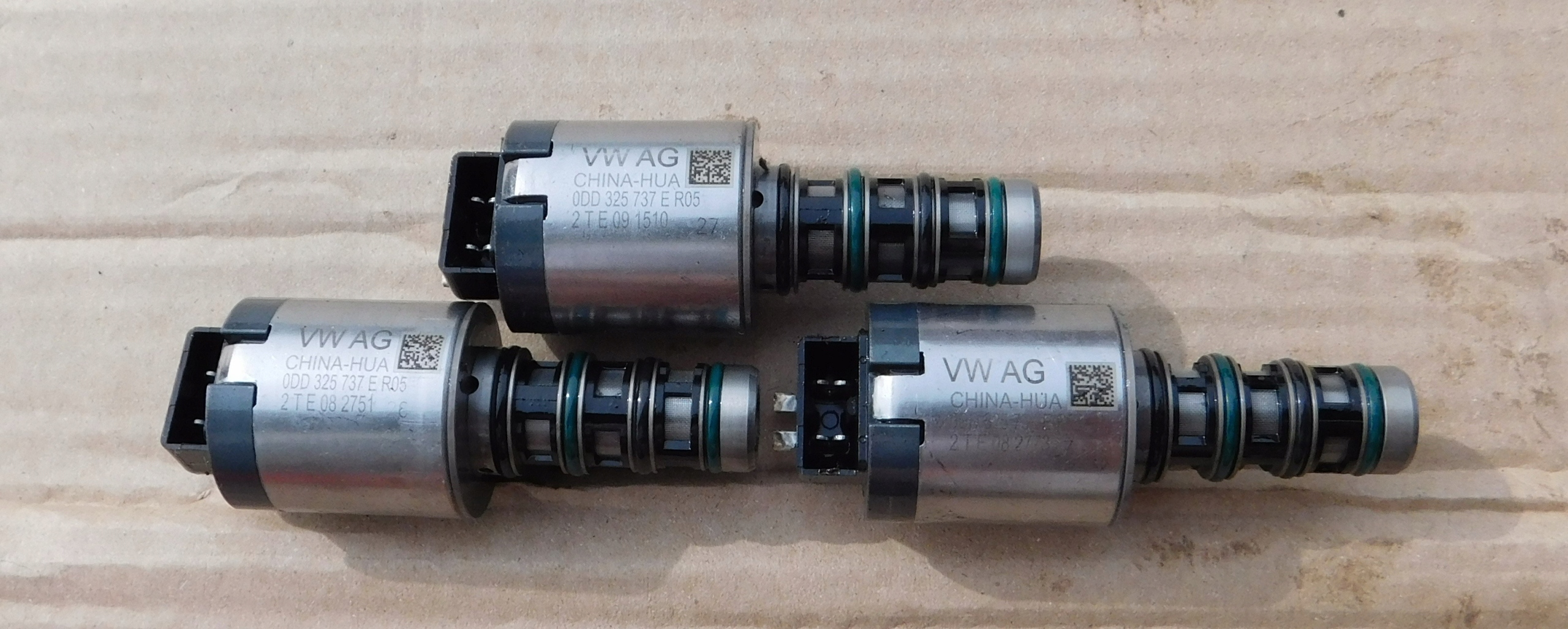 LEON IV 1.4 TSI ZAWÓR SKRZYNI 0DD325737E