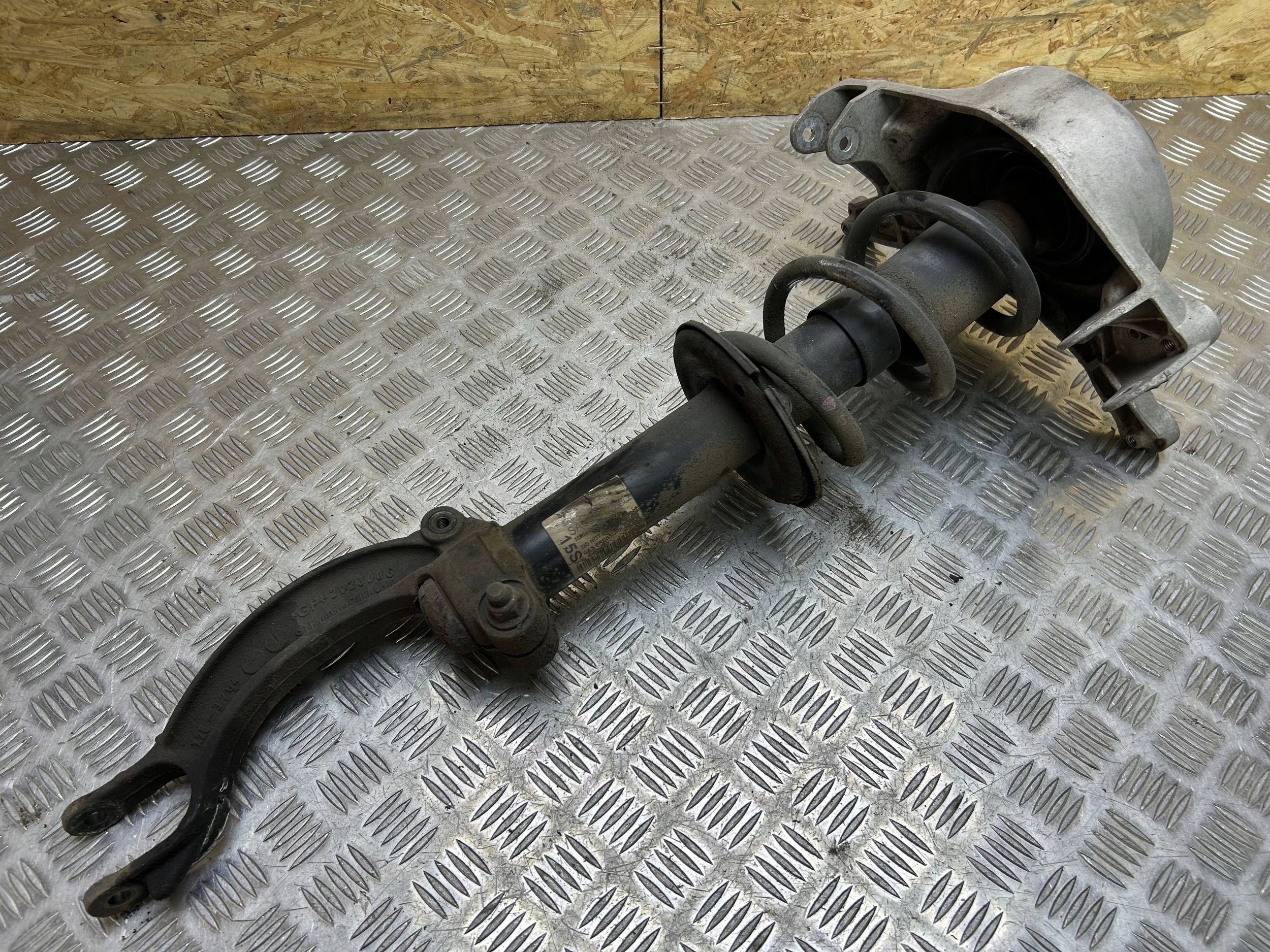 shock absorber front right Audi A5 Sportback 8TA 2013 8K041301