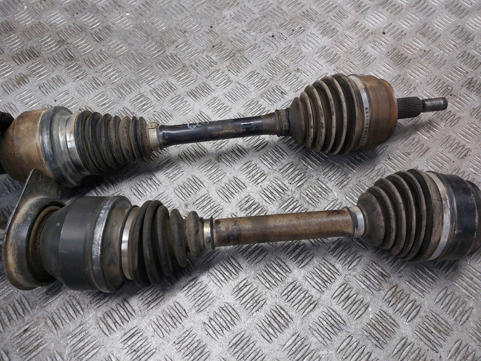 semi-axis left front + right front 6B VOLKSWAGEN TRANSPORTER T5 2.5 TDI