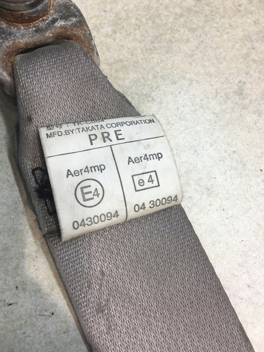 seat belt left front NISSAN X-TRAIL and T30