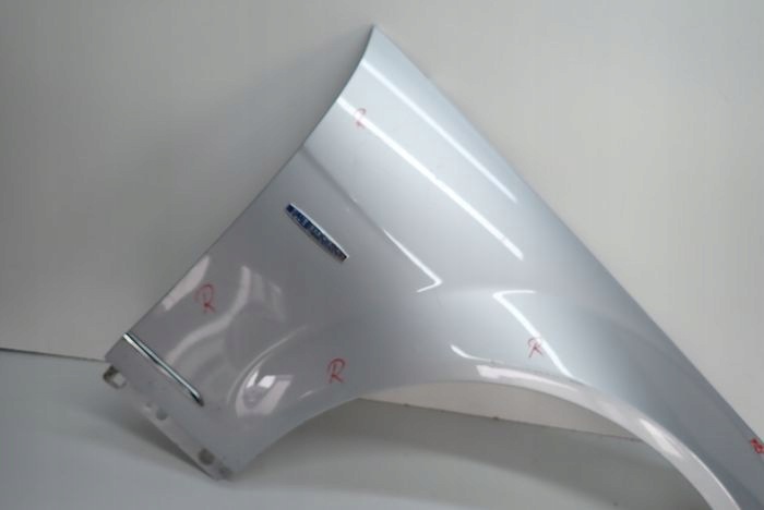 MERCEDES W204 204 C-KLASA fender right front front