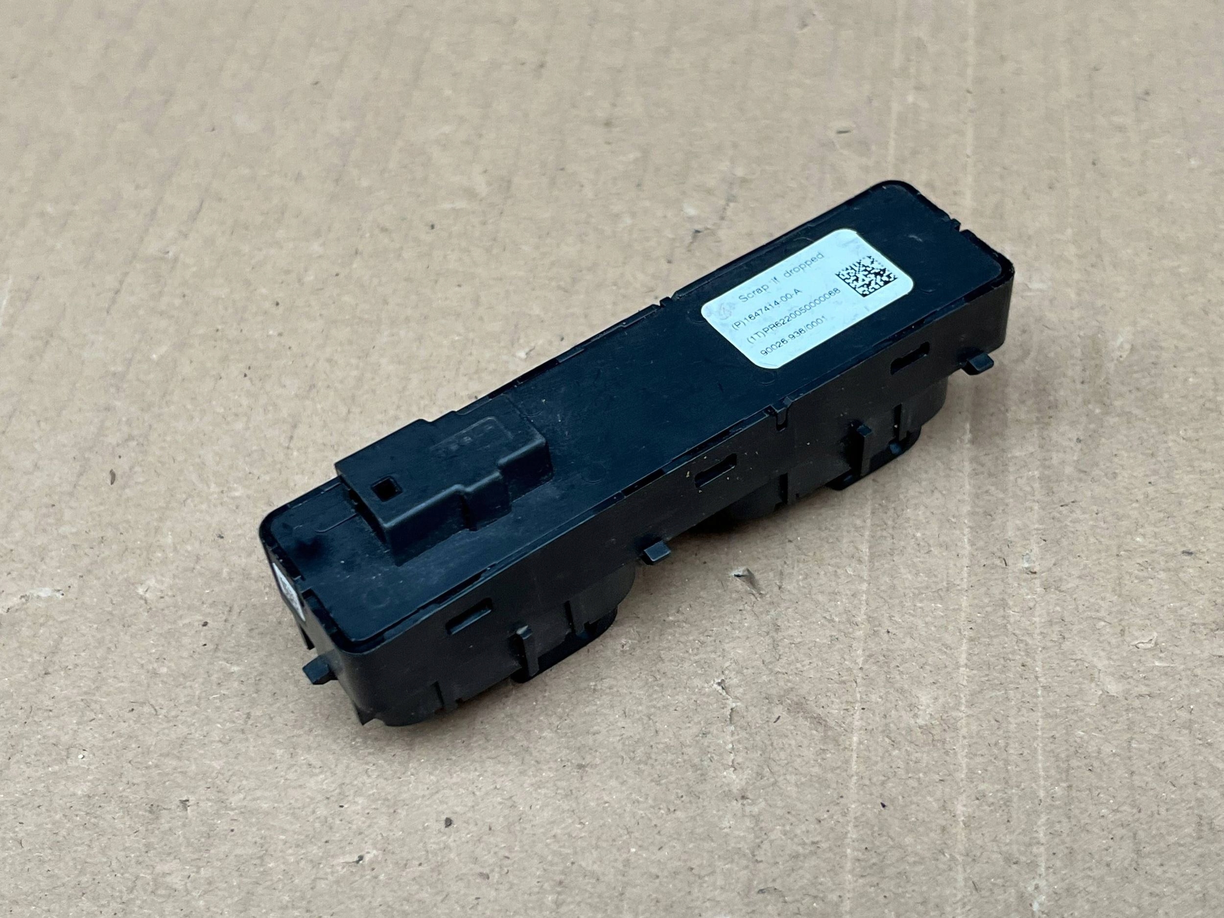 PANEL controls TESLA MODEL Y 164741400A 30761150 255kw 2024 !J