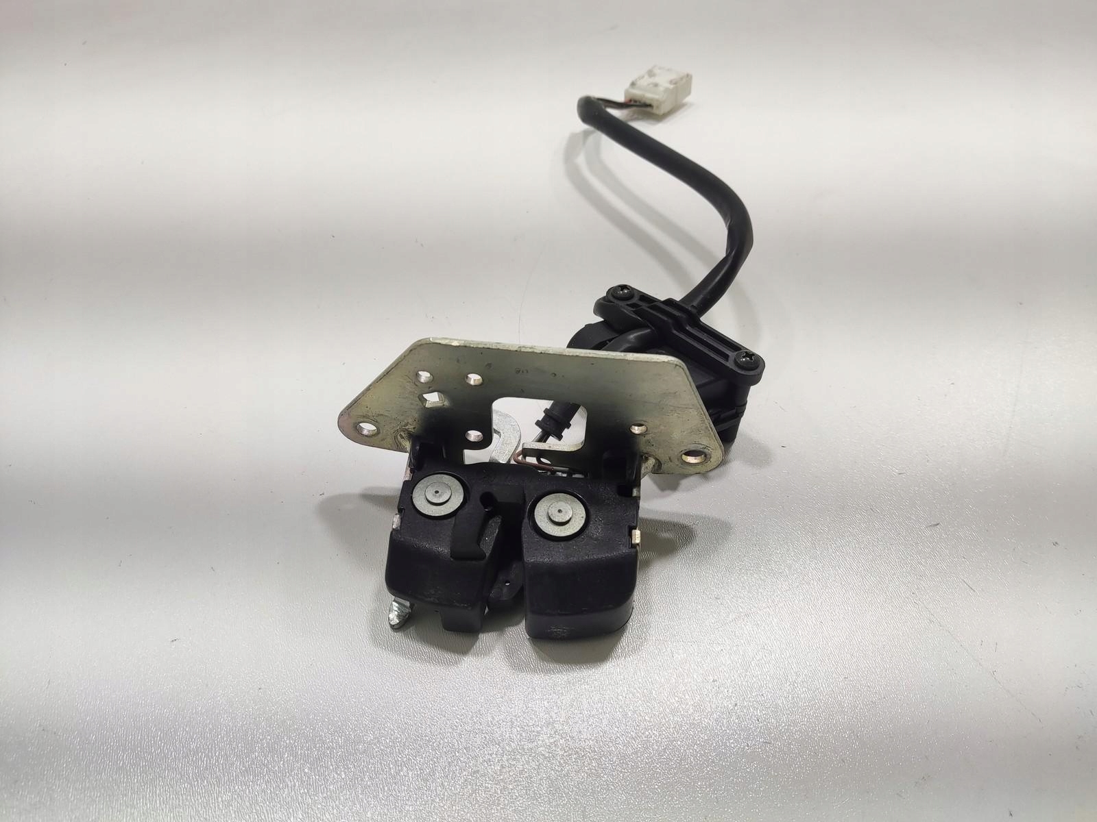 lock bonnet boot rear part CITROEN NEMO 2007-2017