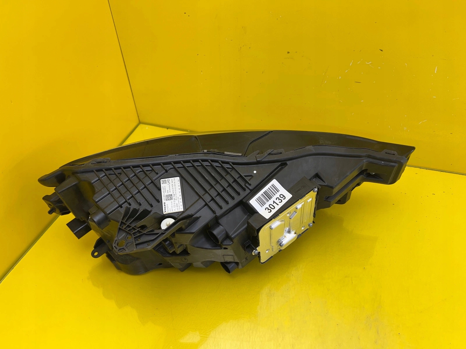 light left Volvo XC60 II Lift Mid Led 32342516
