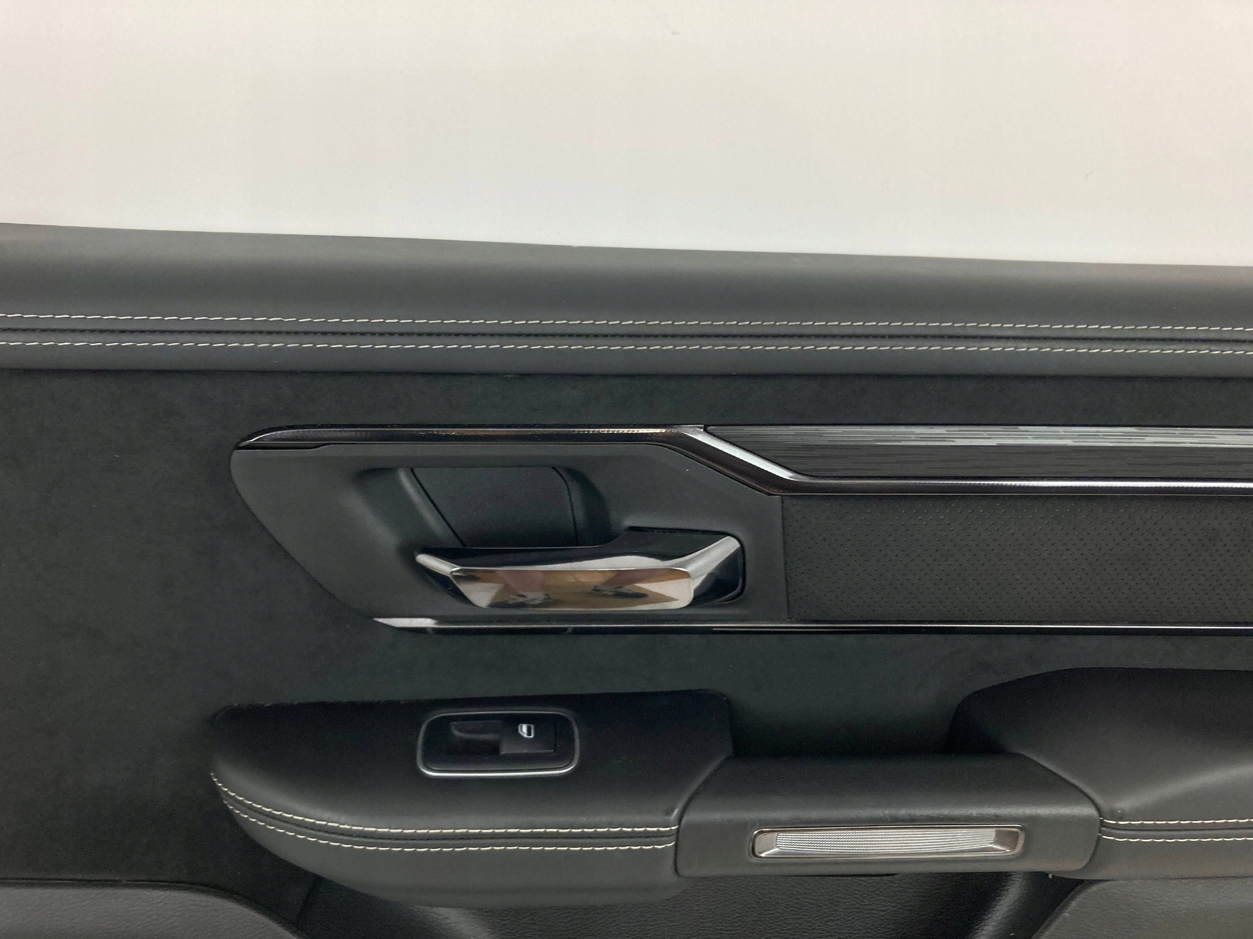 Ram 1500 TRX side door right rear rear part 2021-24