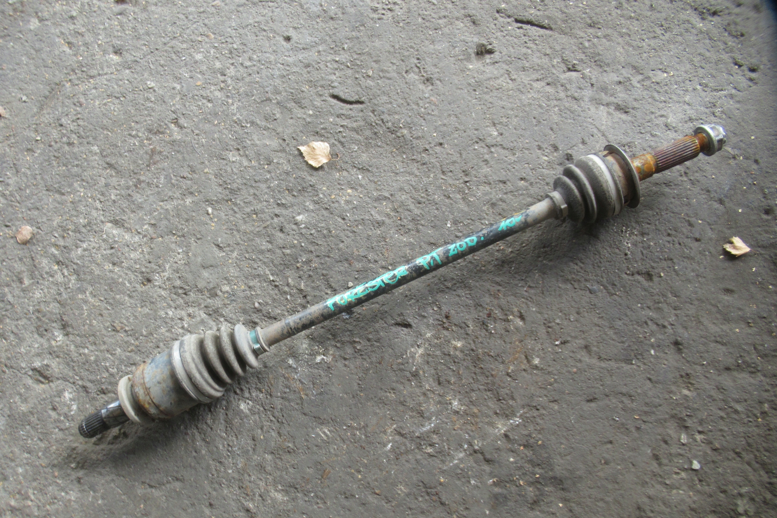 SUBARU FORESTER 2.0D semi-axis right rear part