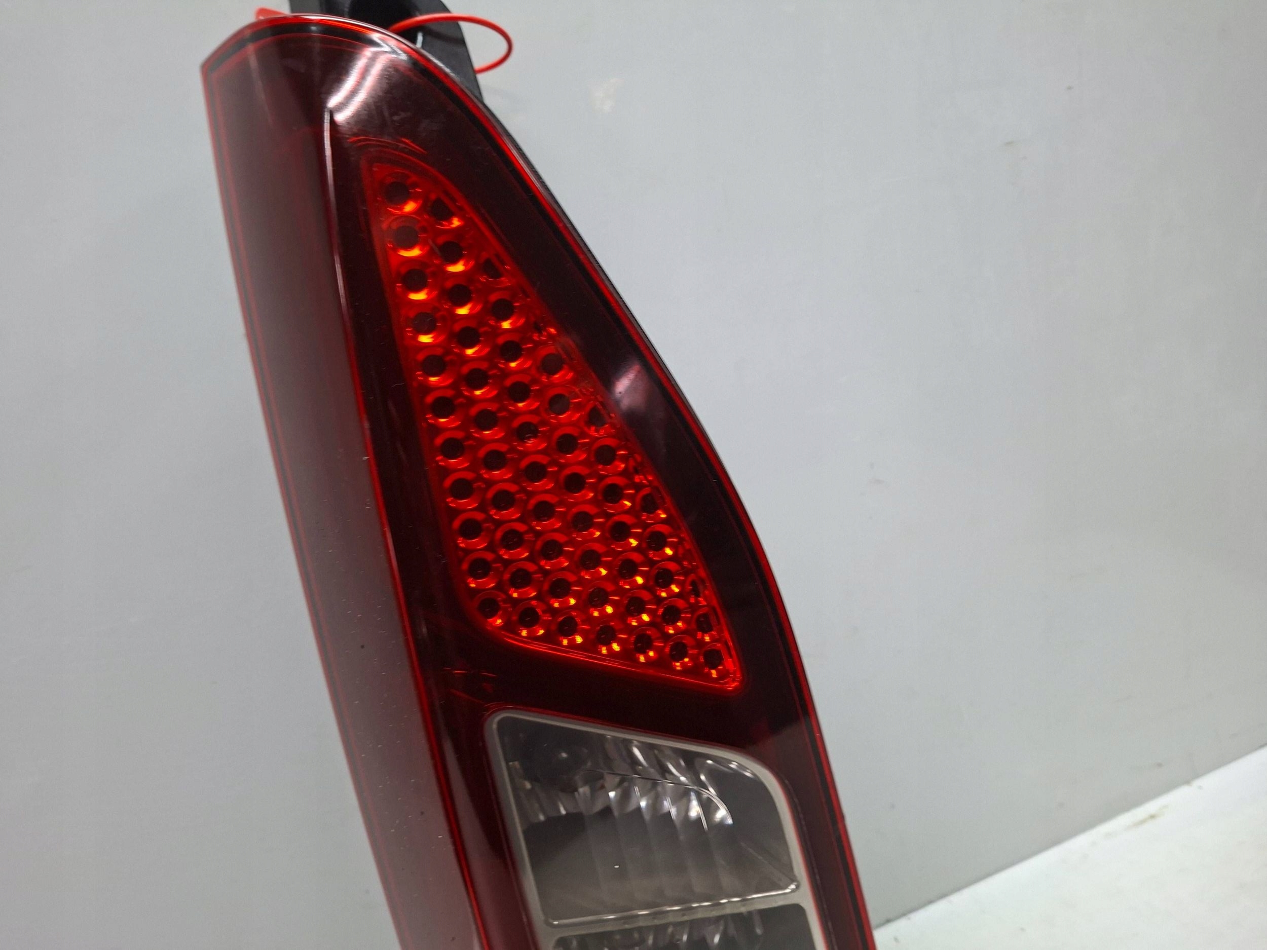 light rear left 9680545280 PEUGEOT PARTNER BERLINGO III LIFT 2012