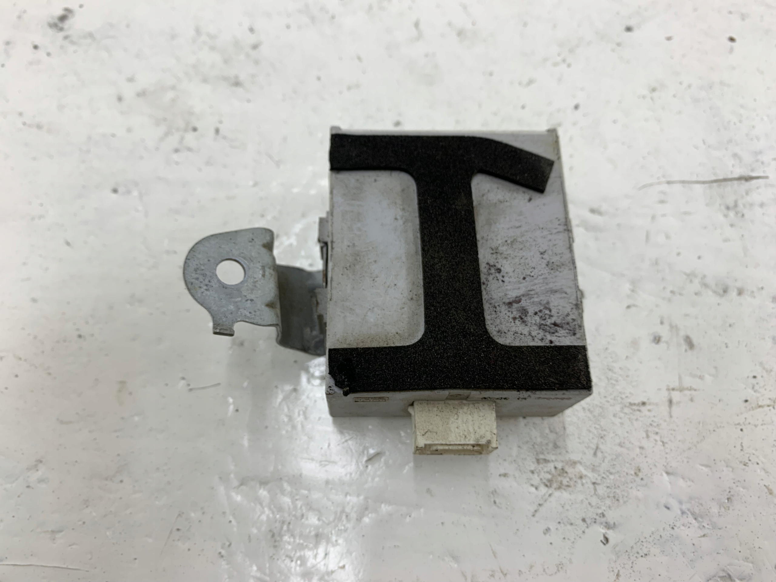 TOYOTA COROLLA E12 module control unit of a lock central 73662712