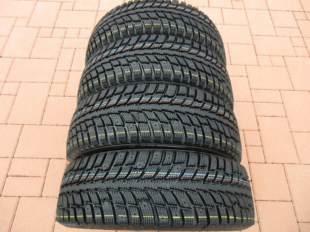 OPONY ZIMOWE 205/60R16 Kod producenta 205/60R16 zimowe bieżnikowane nowe