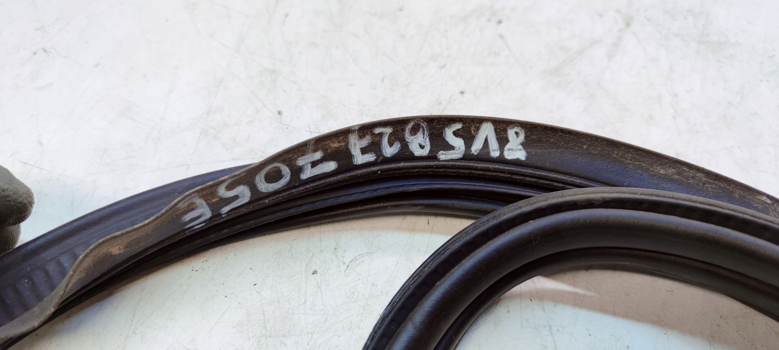 gasket bonnet boot AUDI A3 8V sedan 8V5827705E