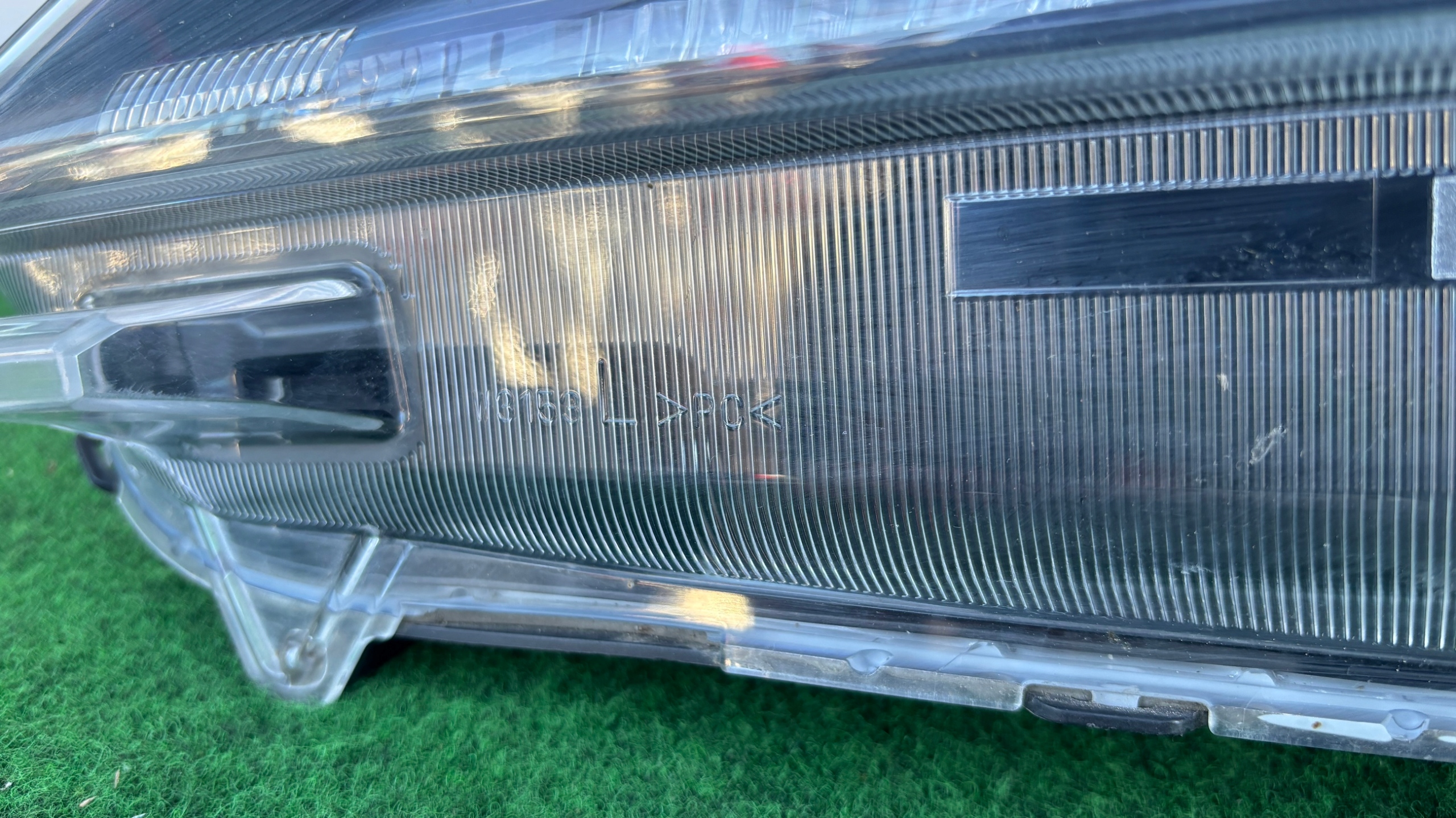 mitsubishi ECLIPSE CROSS левая фара full led 8301D071 D0597P
