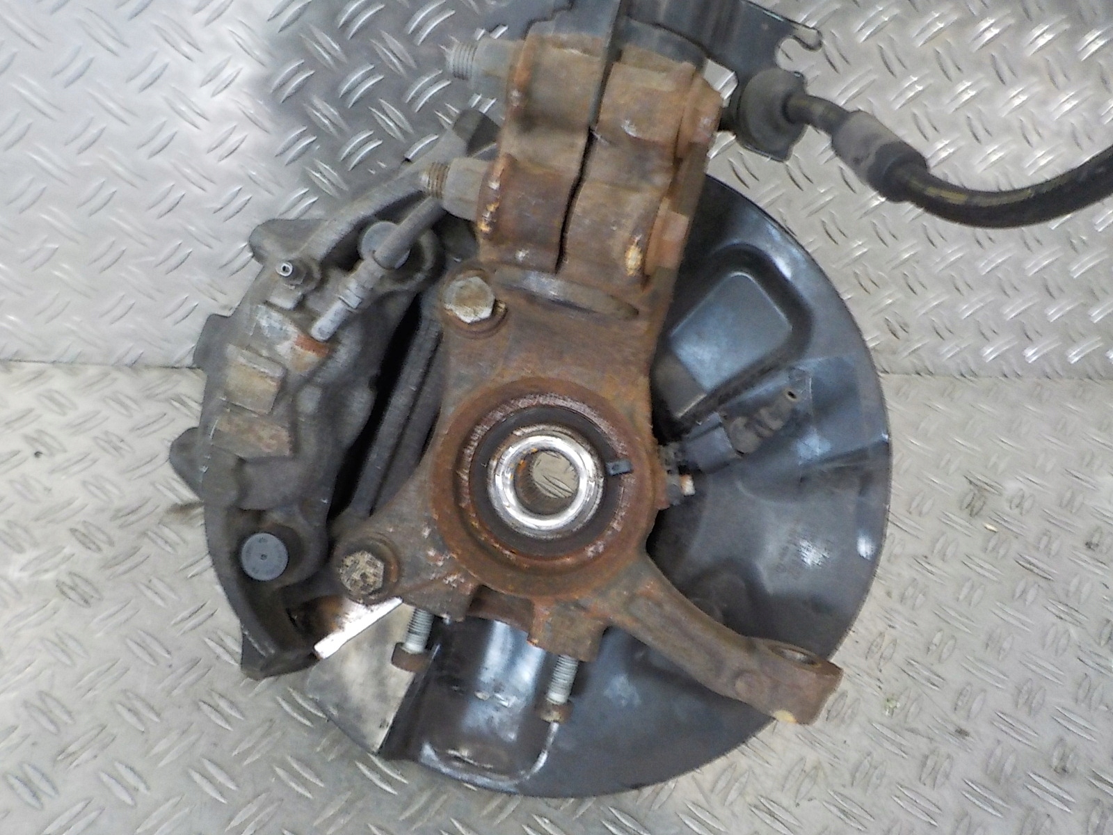 vw T6 2.0 поворотный кулак, цапфа диск суппорт передняя правая