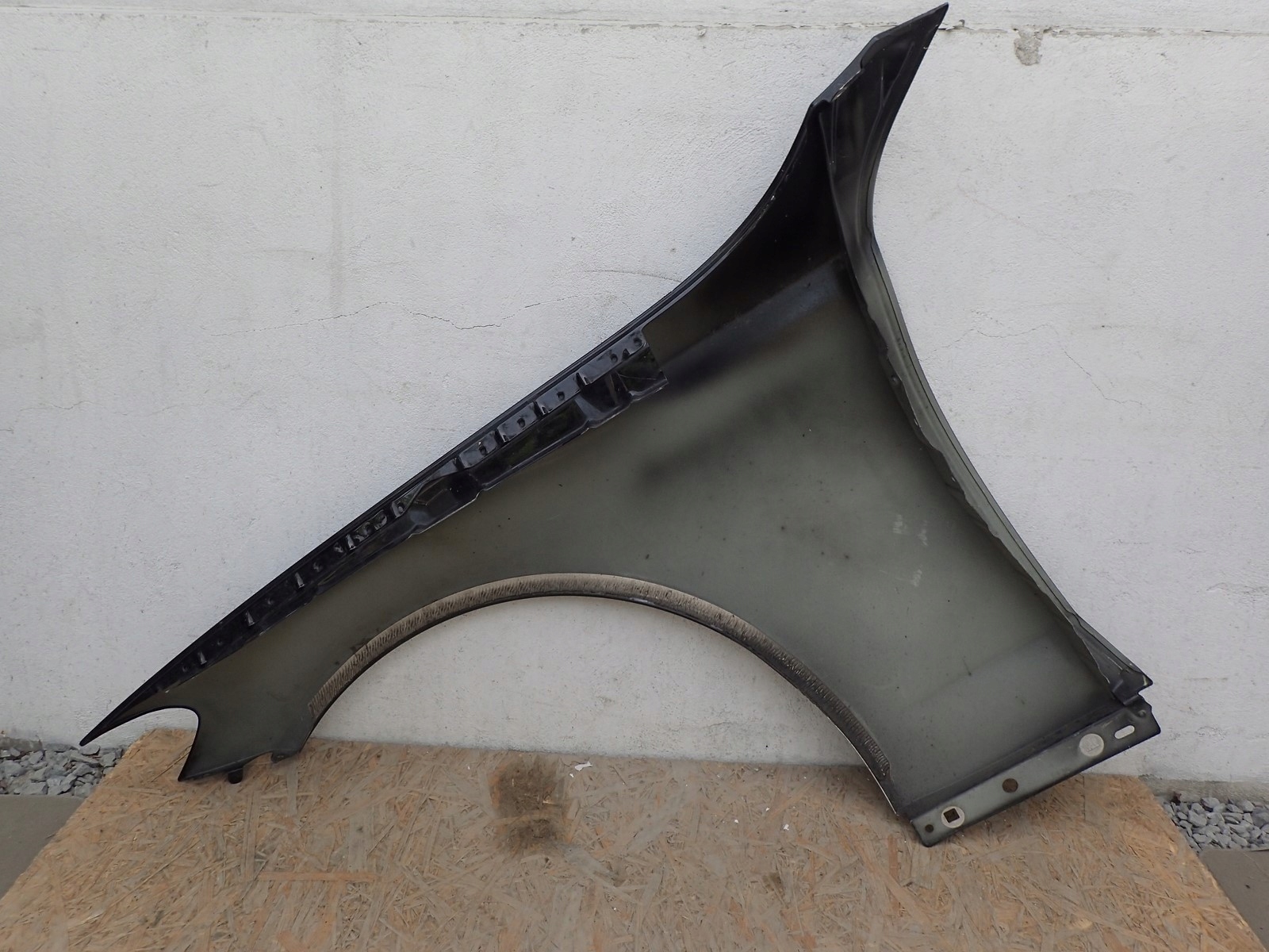 fender right front front MERCEDES C KLASA 205