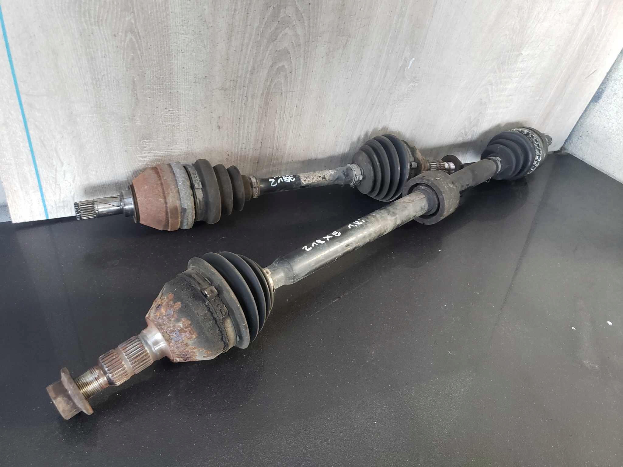 semi-axis SAAB 9-3 II 93 z18xe 1.8i 122km OE left