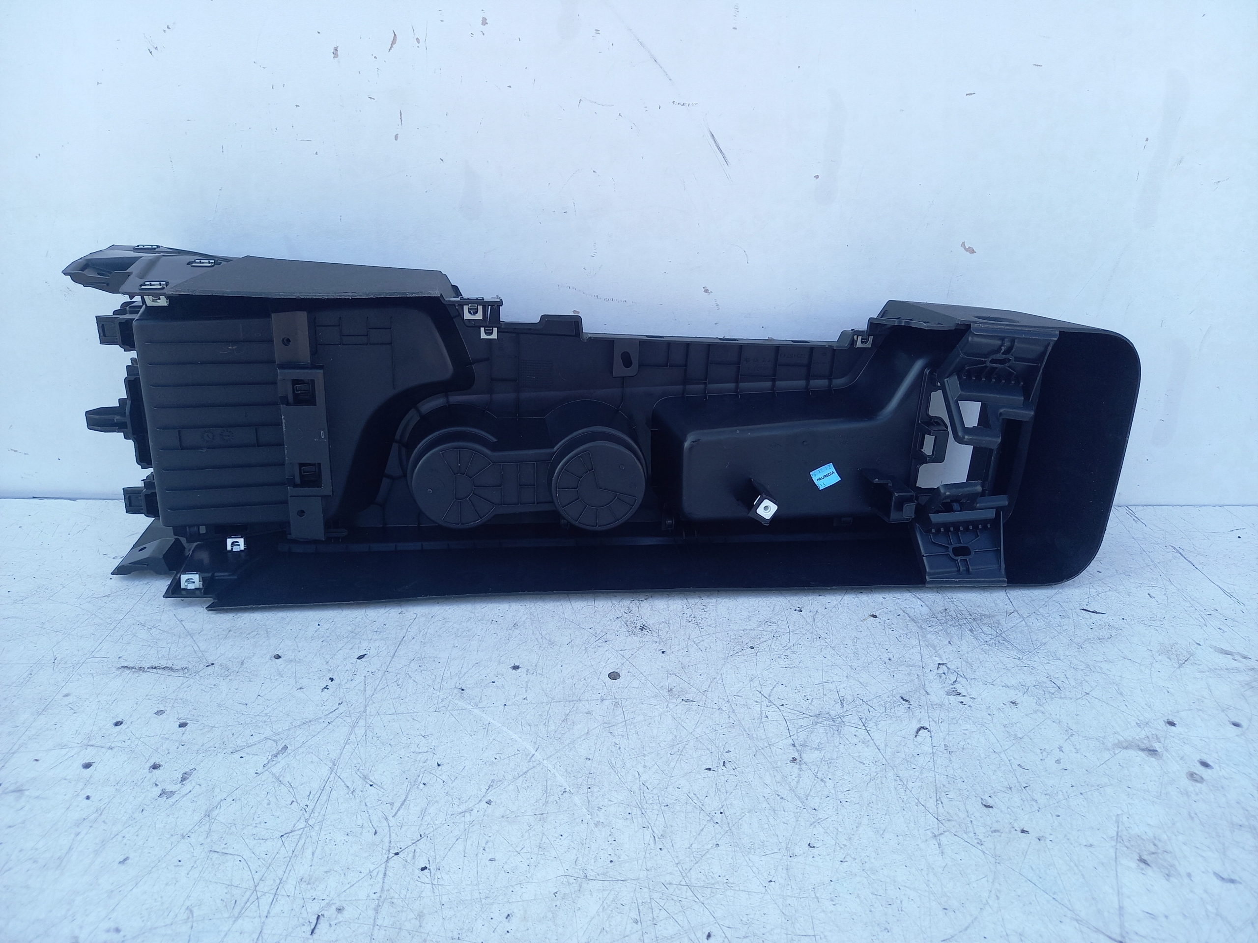тунель середина MERCEDES CITAN A420 A4206803500