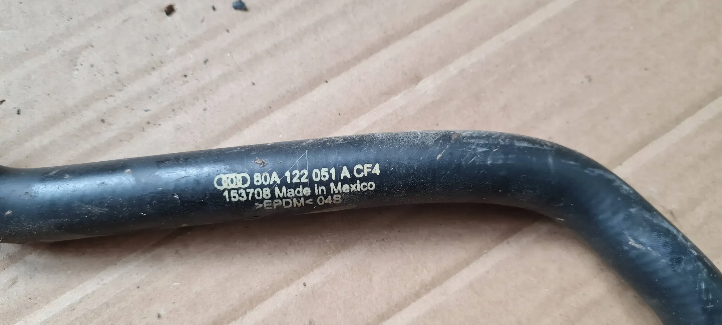 SQ5 Q5 80A prijenos cijevčica vode 3.0 TFSI 80A122051A