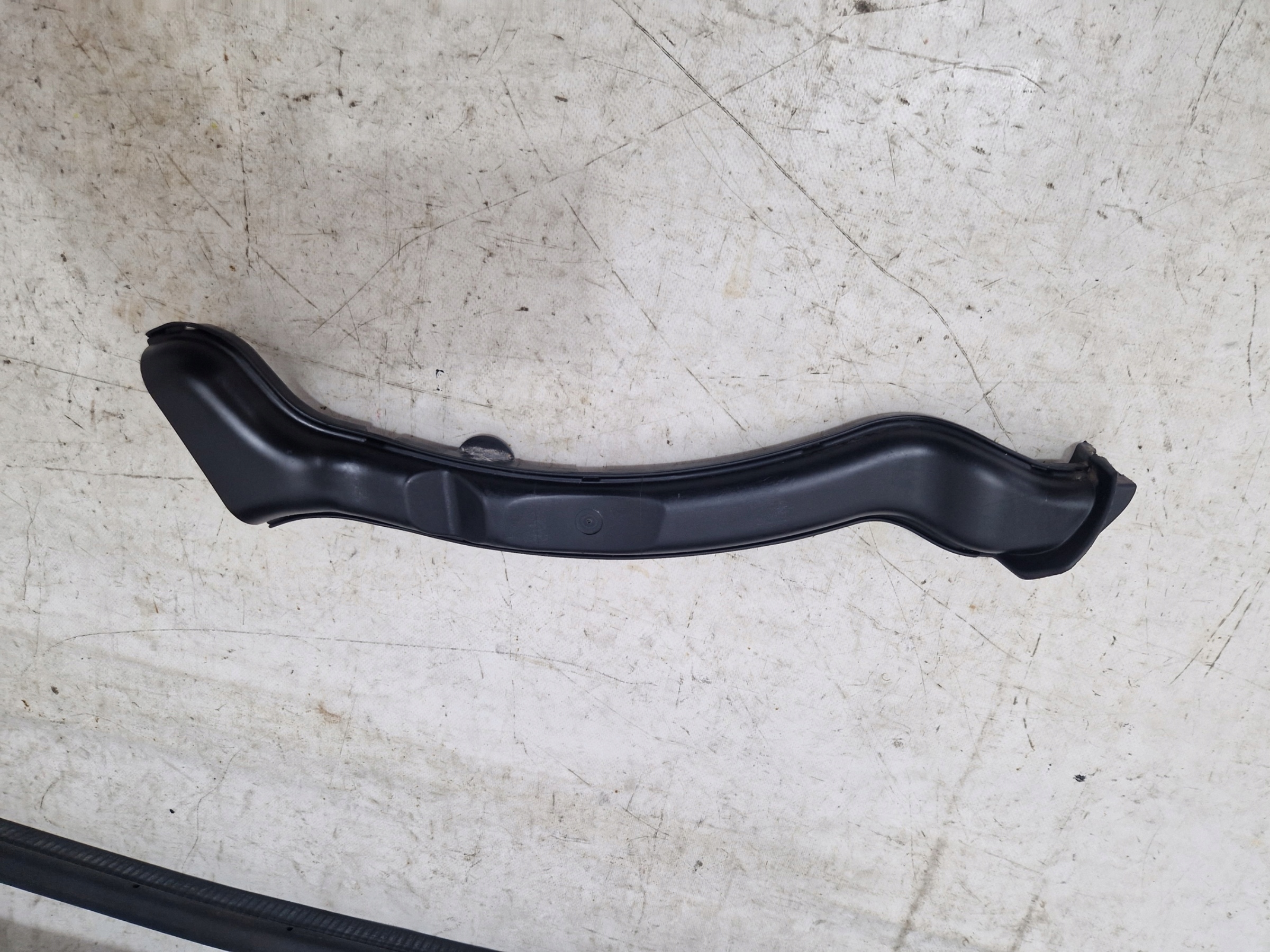 DODGE DURANGO 2021- ODPLYW schlauch links schiebedach 57010638AC