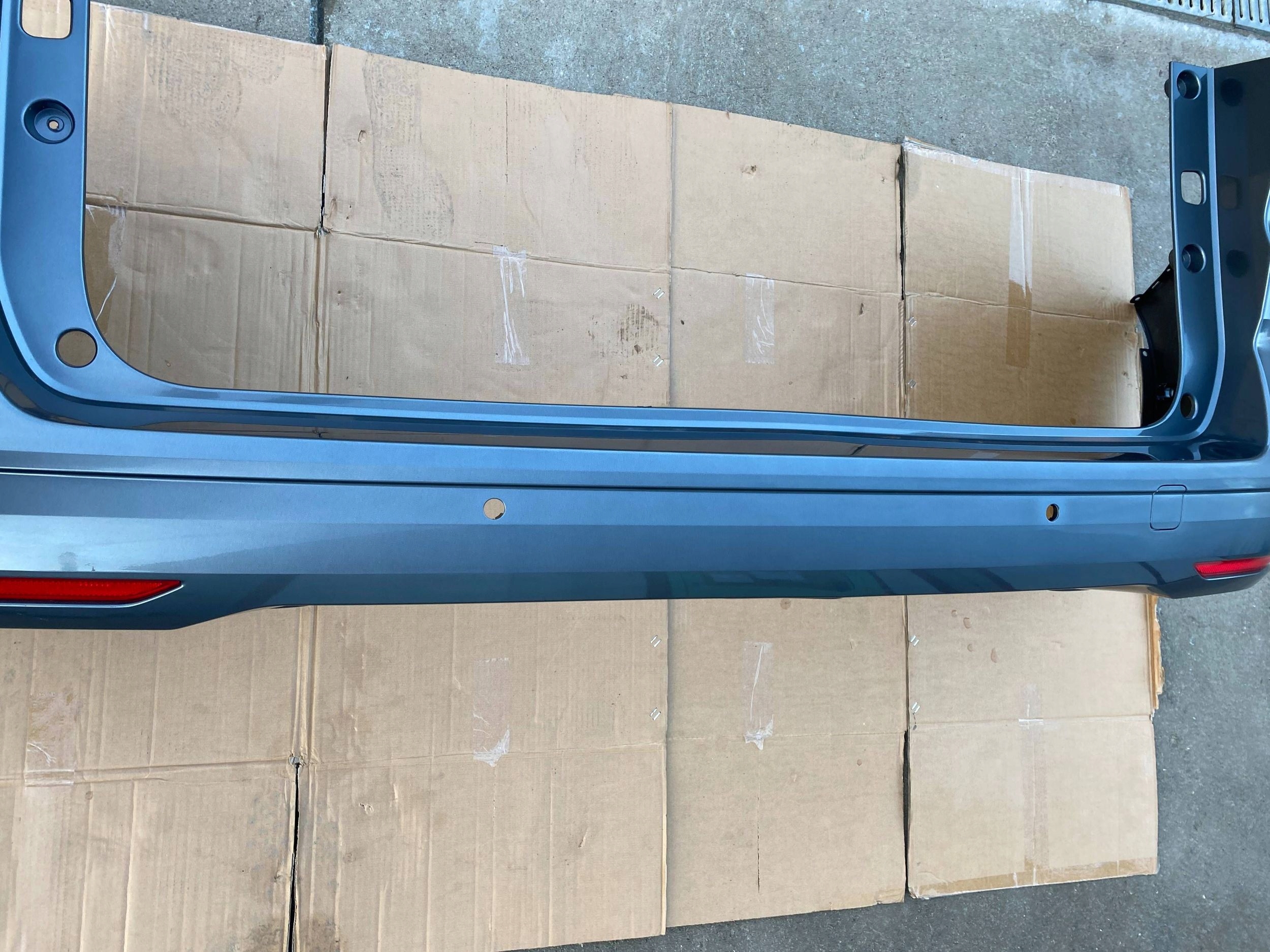 VW T7 MULTIVAN complete bumper rear part rear PDC RADAR grey 7T0807421M