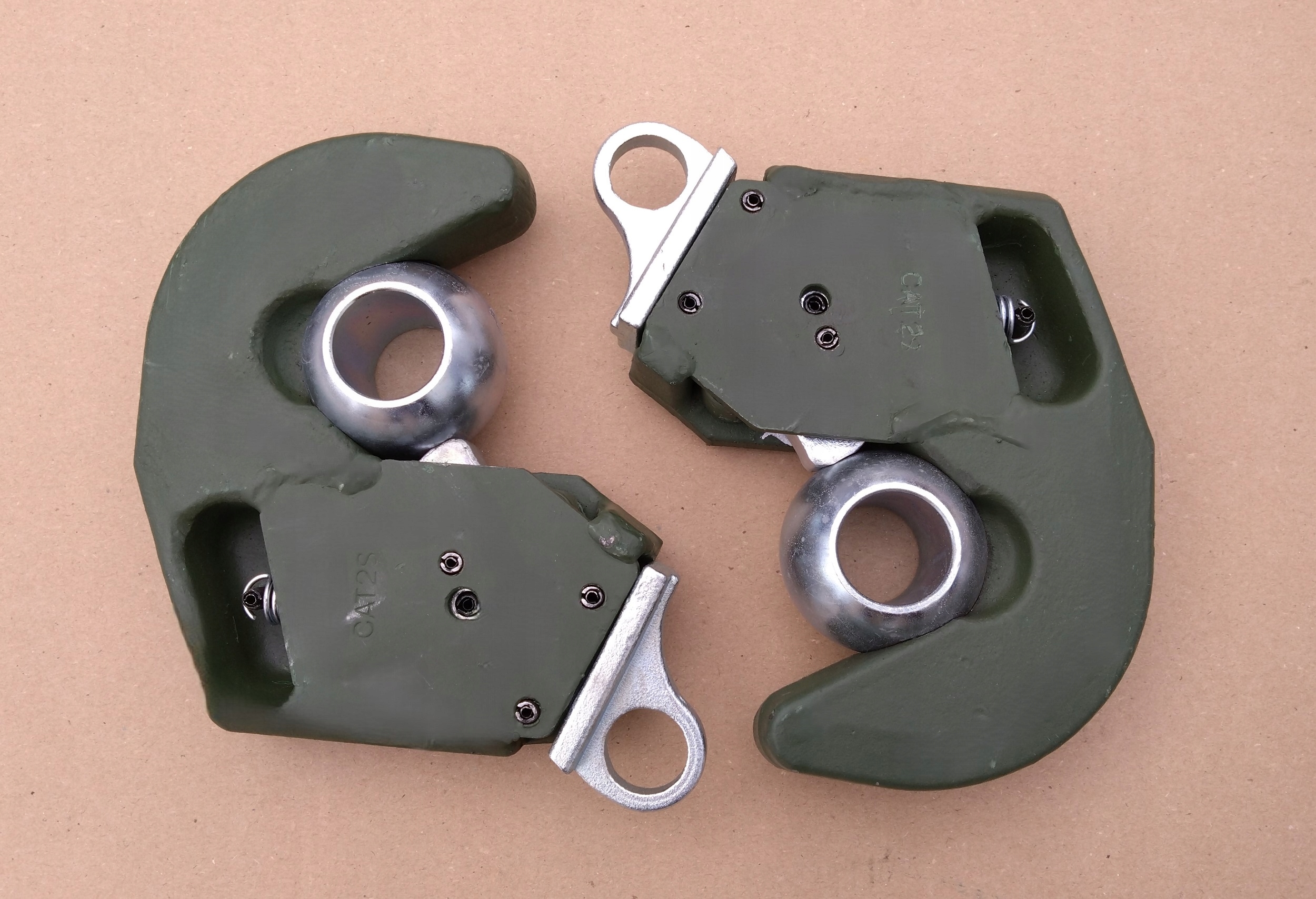 Rychlospojkové háky Kat.2s – pro traktory s výkonem do 90 koní