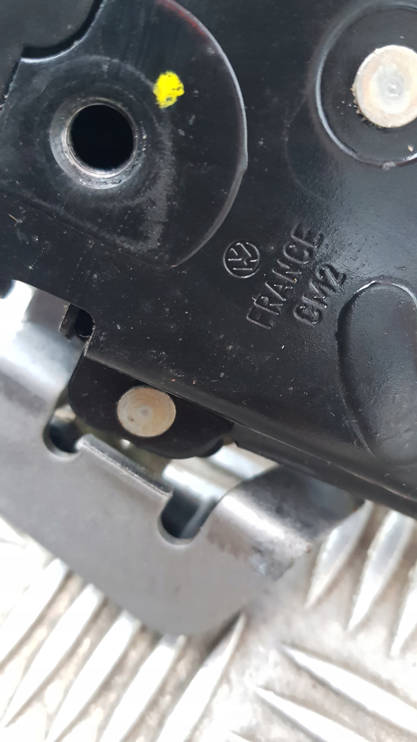 AUDI A4 B6 lock left rear part 4B0839015D rope