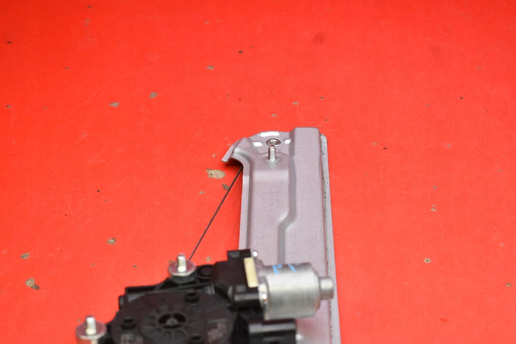 window regulator right front EU 82460R2000 KIA SPORTAGE 5 V 21-25