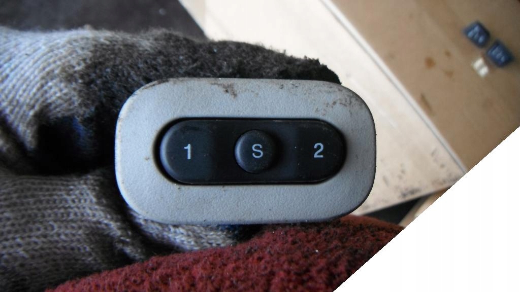 JEEP COMMANDER 5.7 08r PRZEŁACZNIK PAMIĘCI