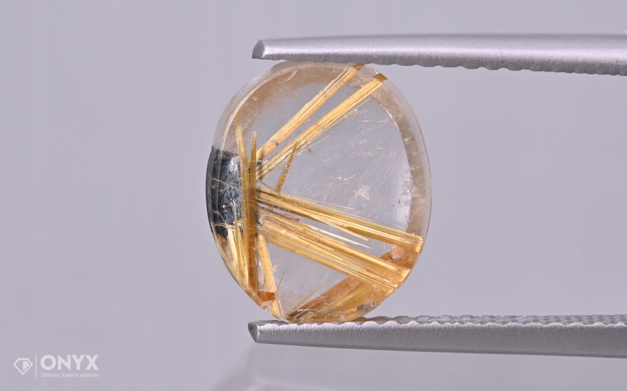 Křemen s rutilem mělký ovál 10,5x9 mm