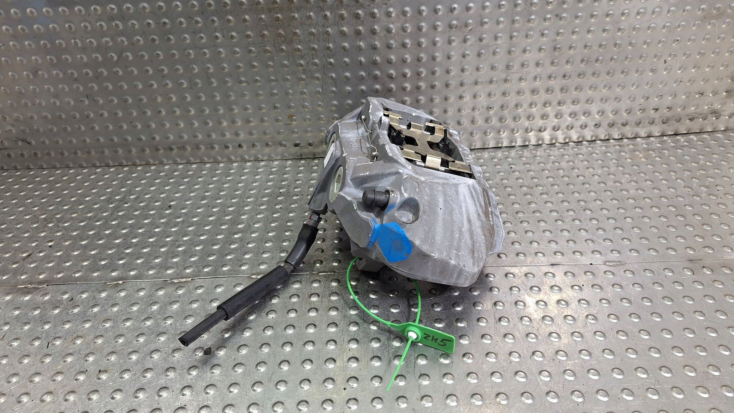 caliper brake left front MERCEDES GLC W253 360MM