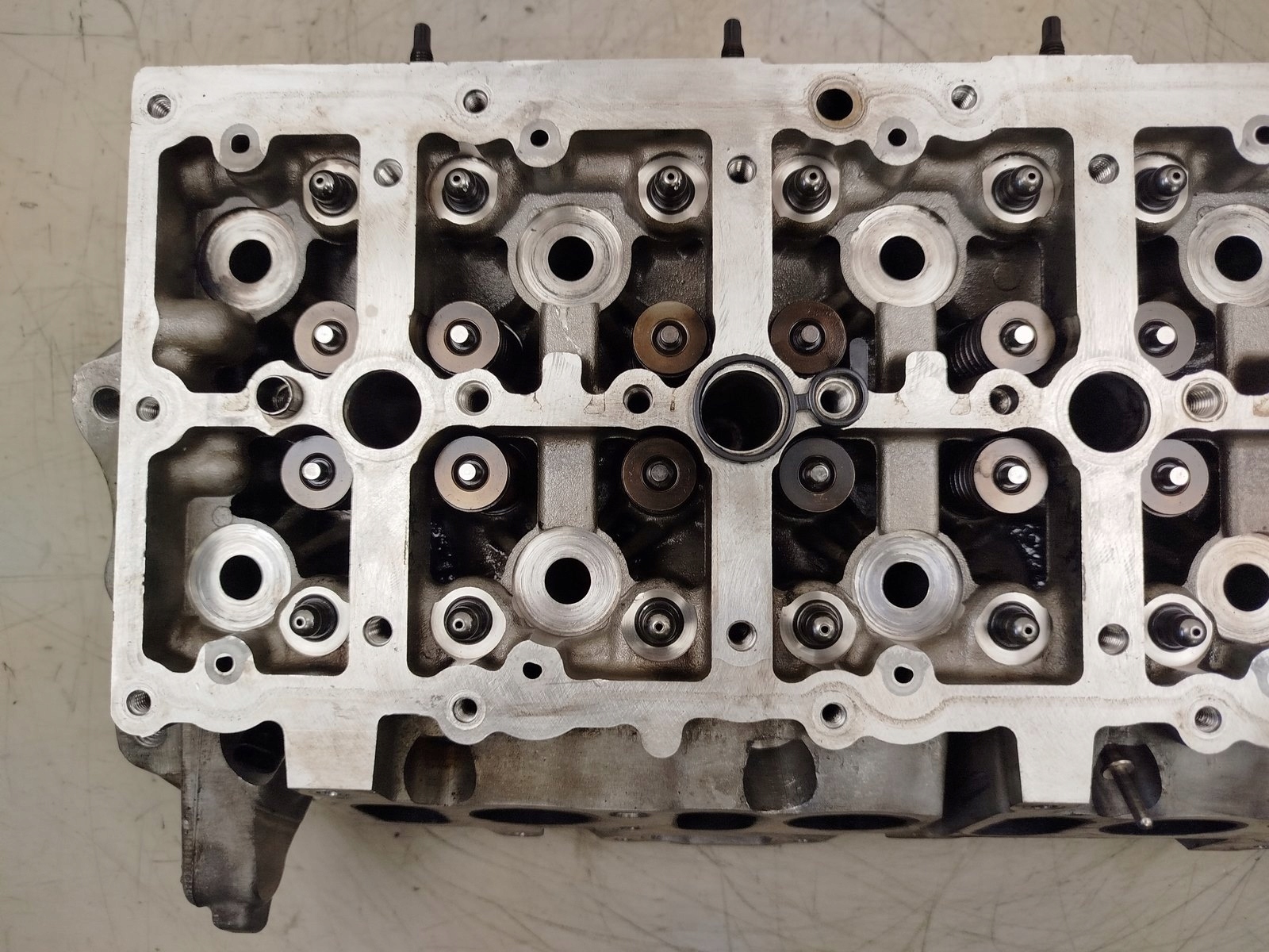 TESTATA Motore BMW 781260803 778110501 1.6d