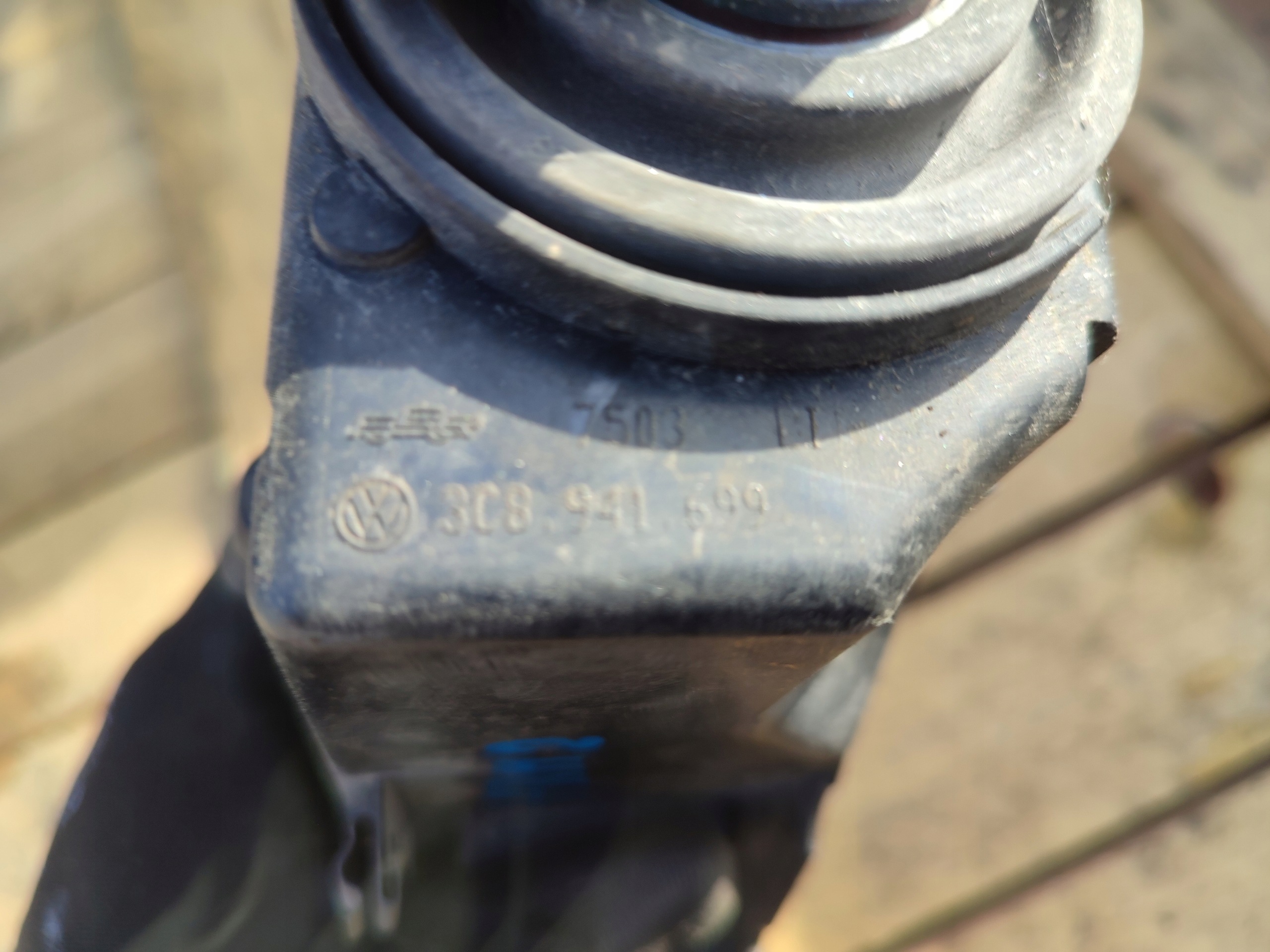 Nebelscheinwerfer links der Stoßstange vorne VW PASSAT CC 3C8941699