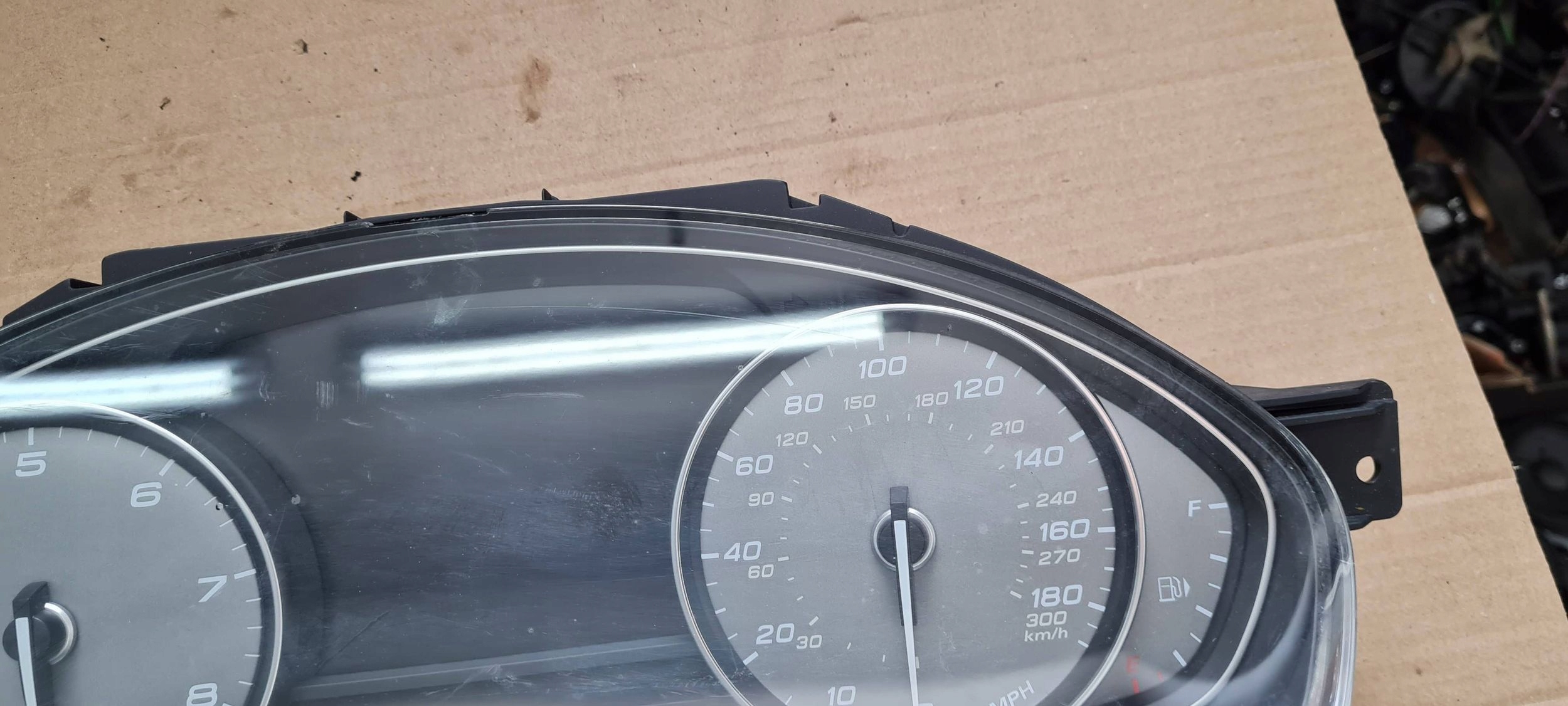 S6 C7 4G dials clock dials 4.0 TFSI 4G0920981M petrol