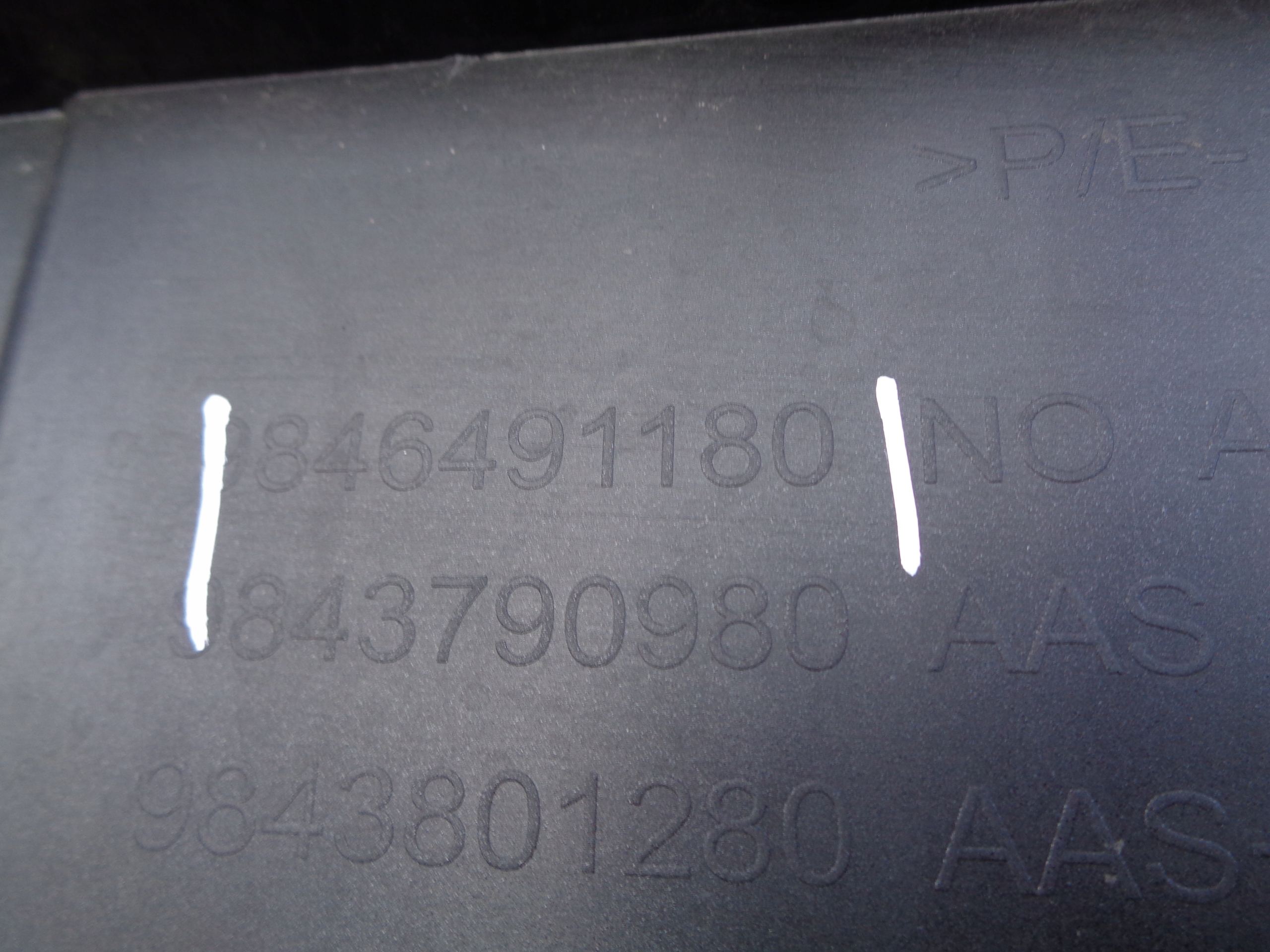 front bumper PEUGEOT 3008 III 23- NR 46771
