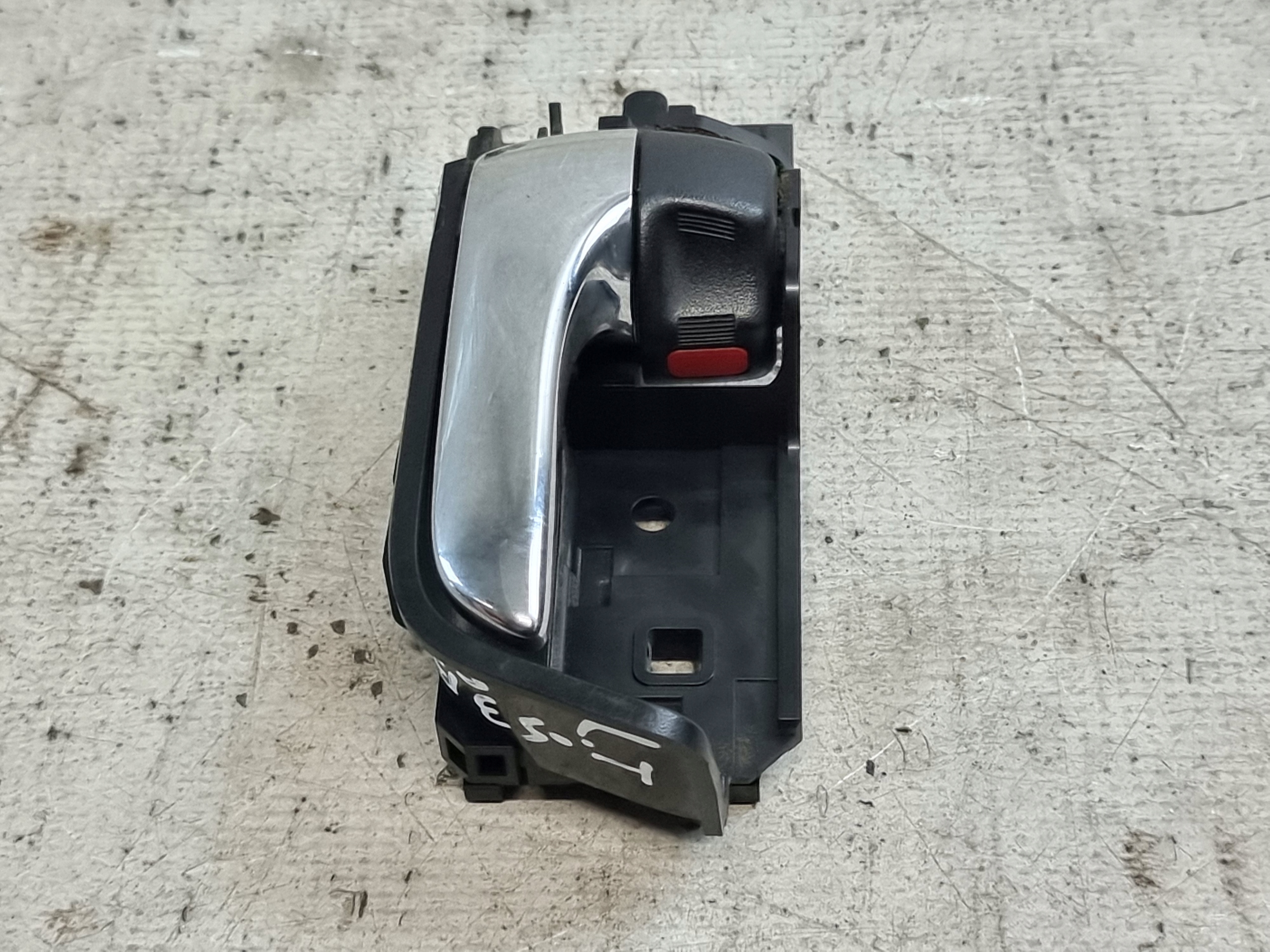 handle inner left rear part OE 69274-47020 TOYOTA PRIUS II 08r