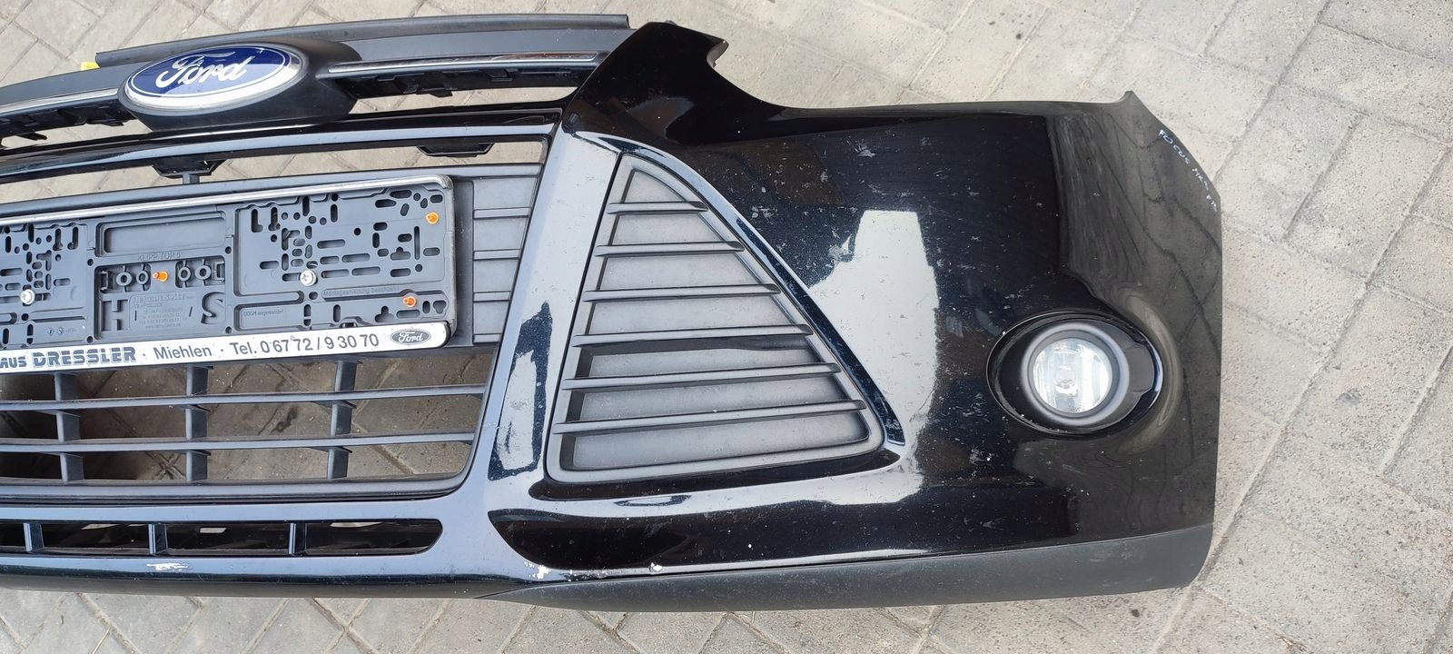 nárazník předek přední Ford Focus MK3 FB