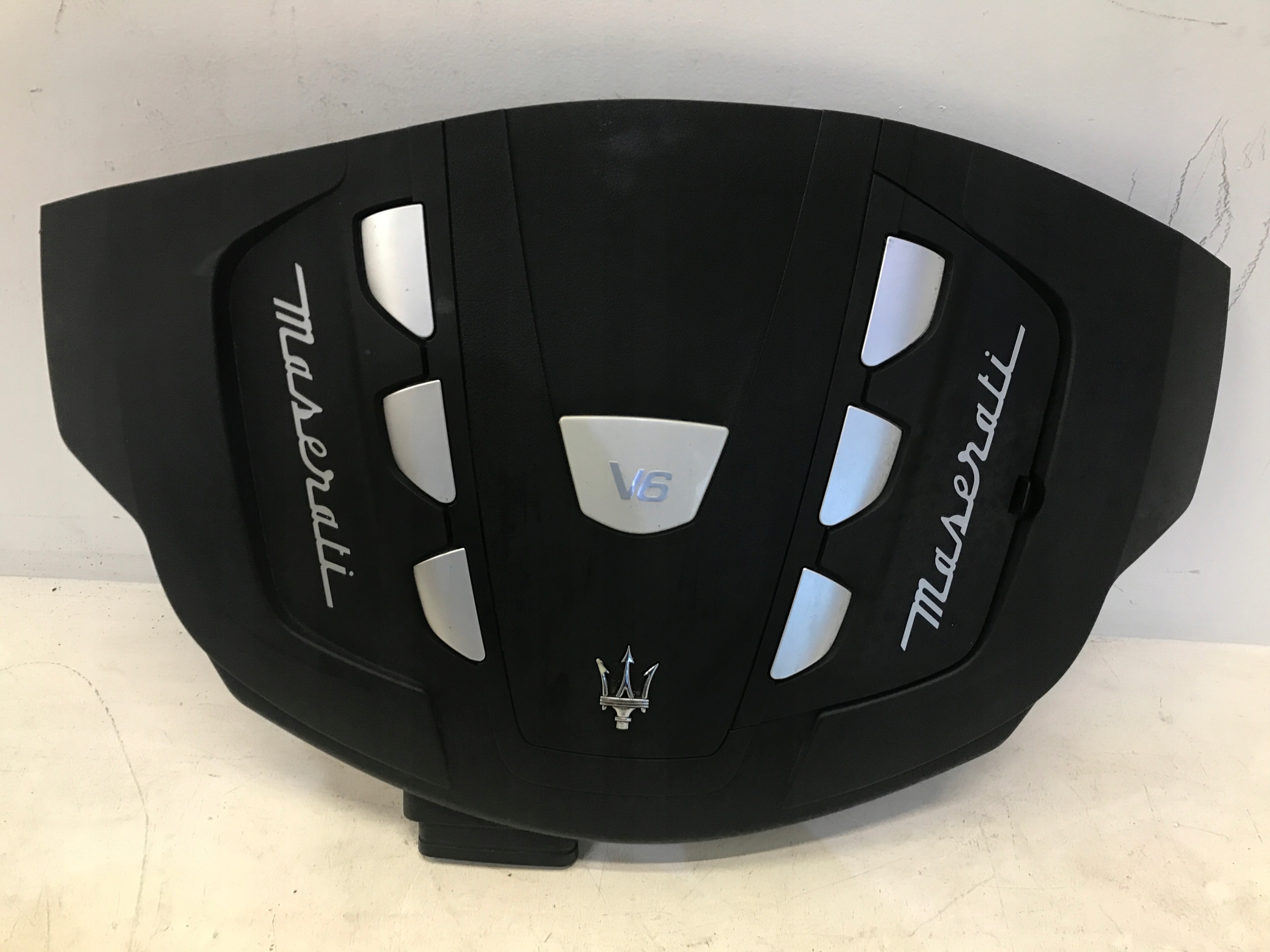 MASERATI GHIBLI III 3.0 D капот двигателя верхний M157