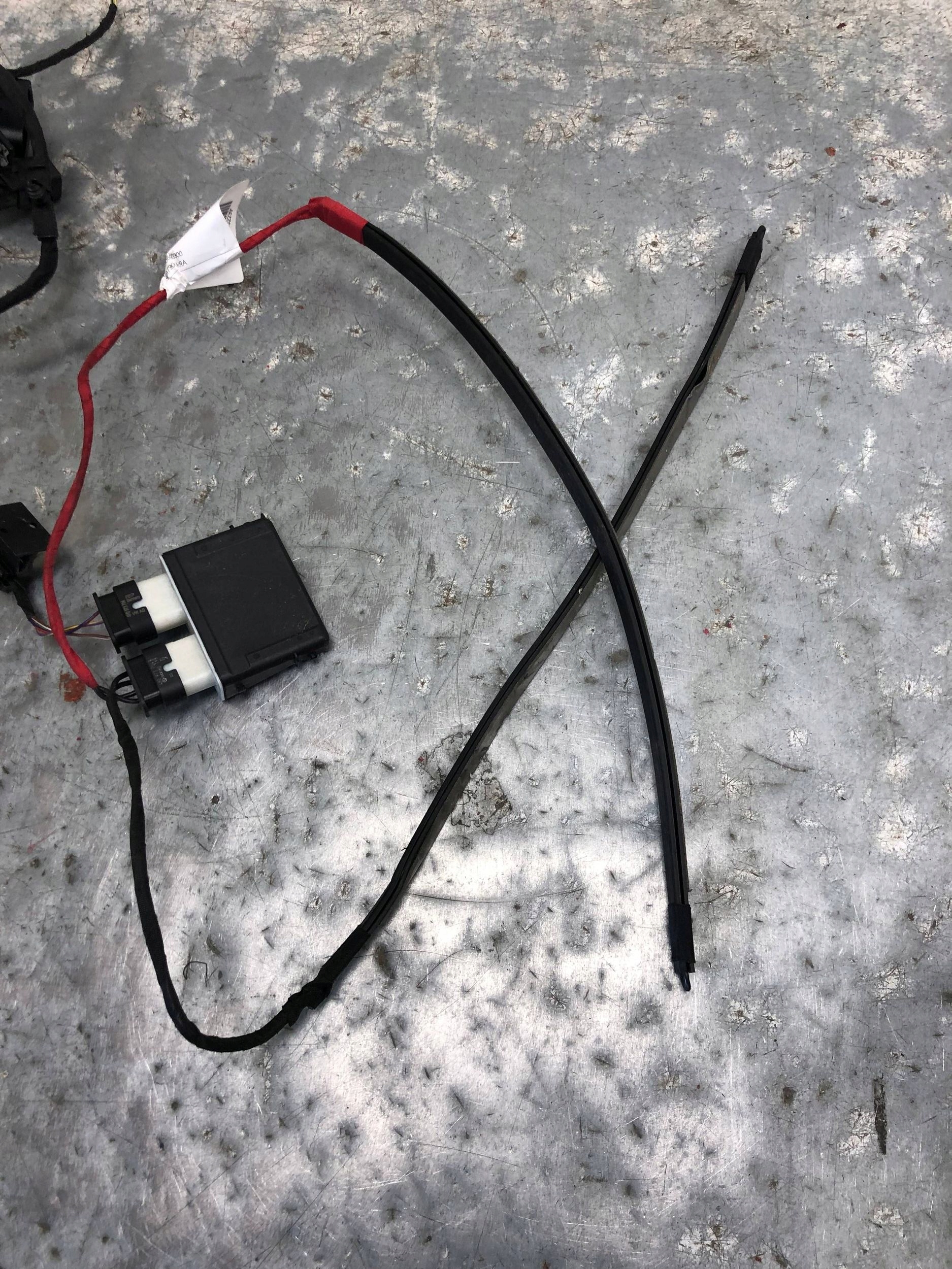bundle PDC module bonnet AUDI Q6 E-TRON 85H971104R 85E962239 80A962243