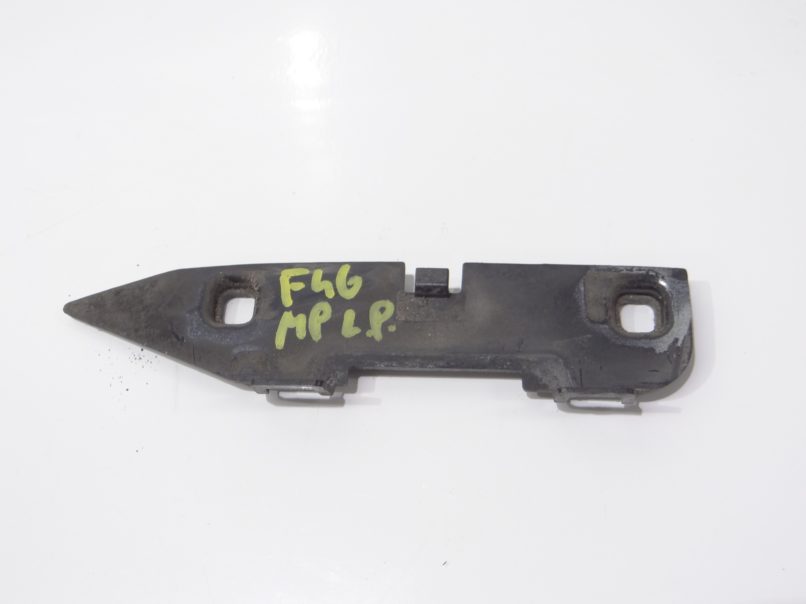 bumper bracket left front BMW F45 F46 M PAKIET