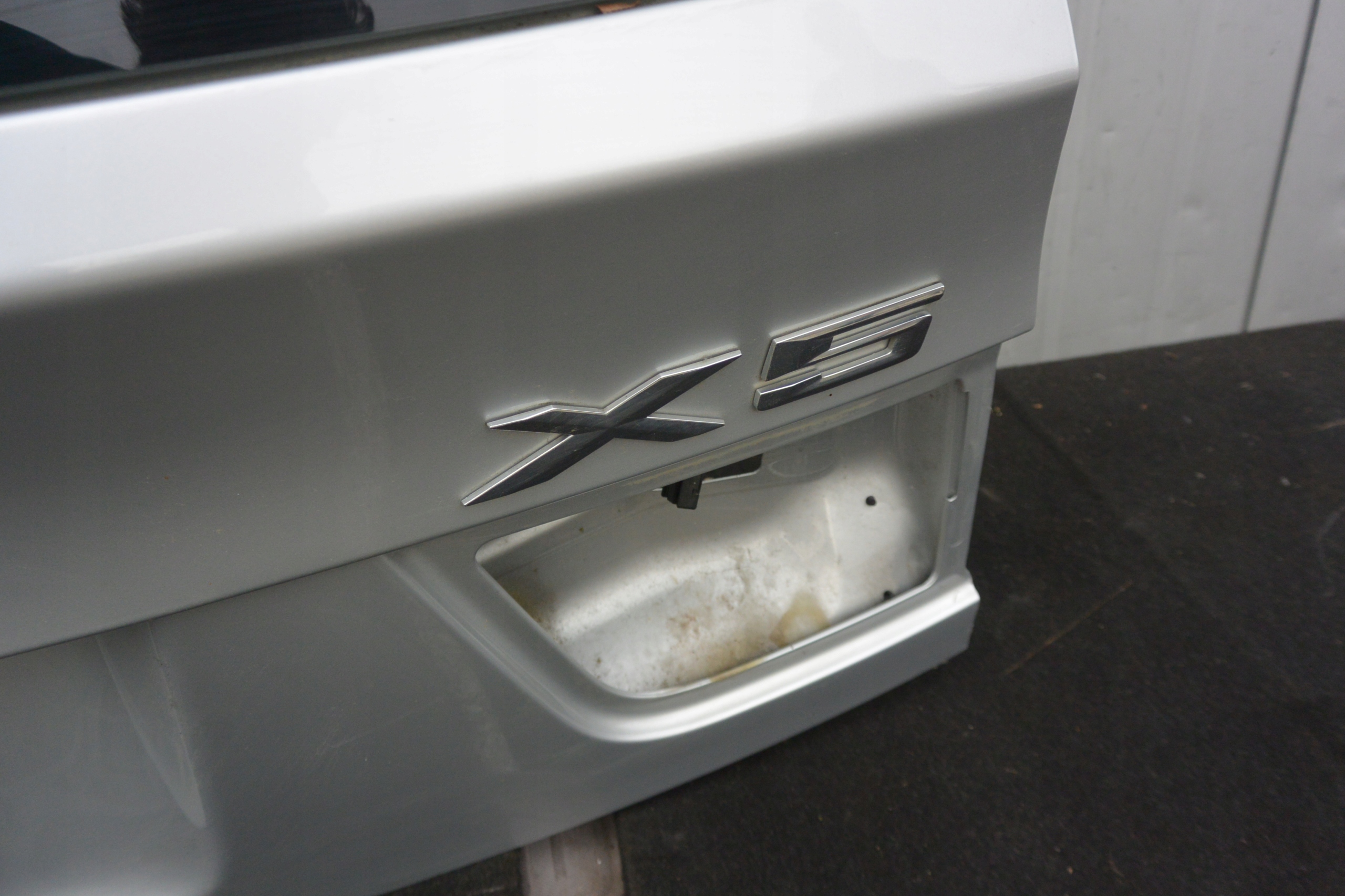 trunk door boot BMW X5 E70 A52 BDB original