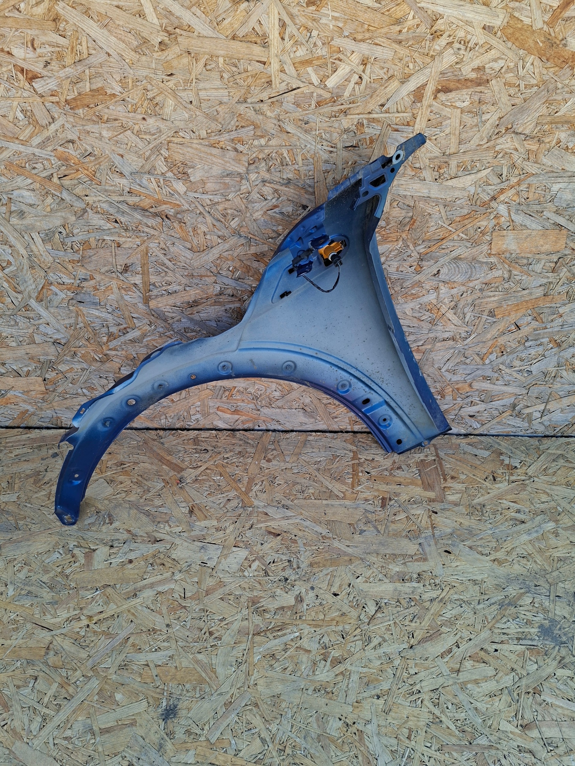 fenders front front right MINI ONE II COOPER II R56